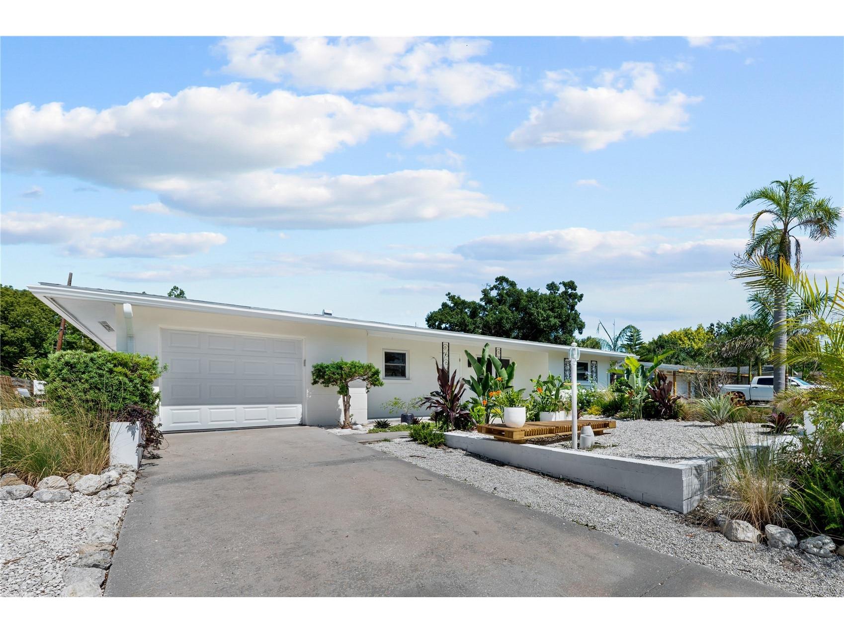 2513 Croton Avenue Sarasota FL 34239 A4692136 image6