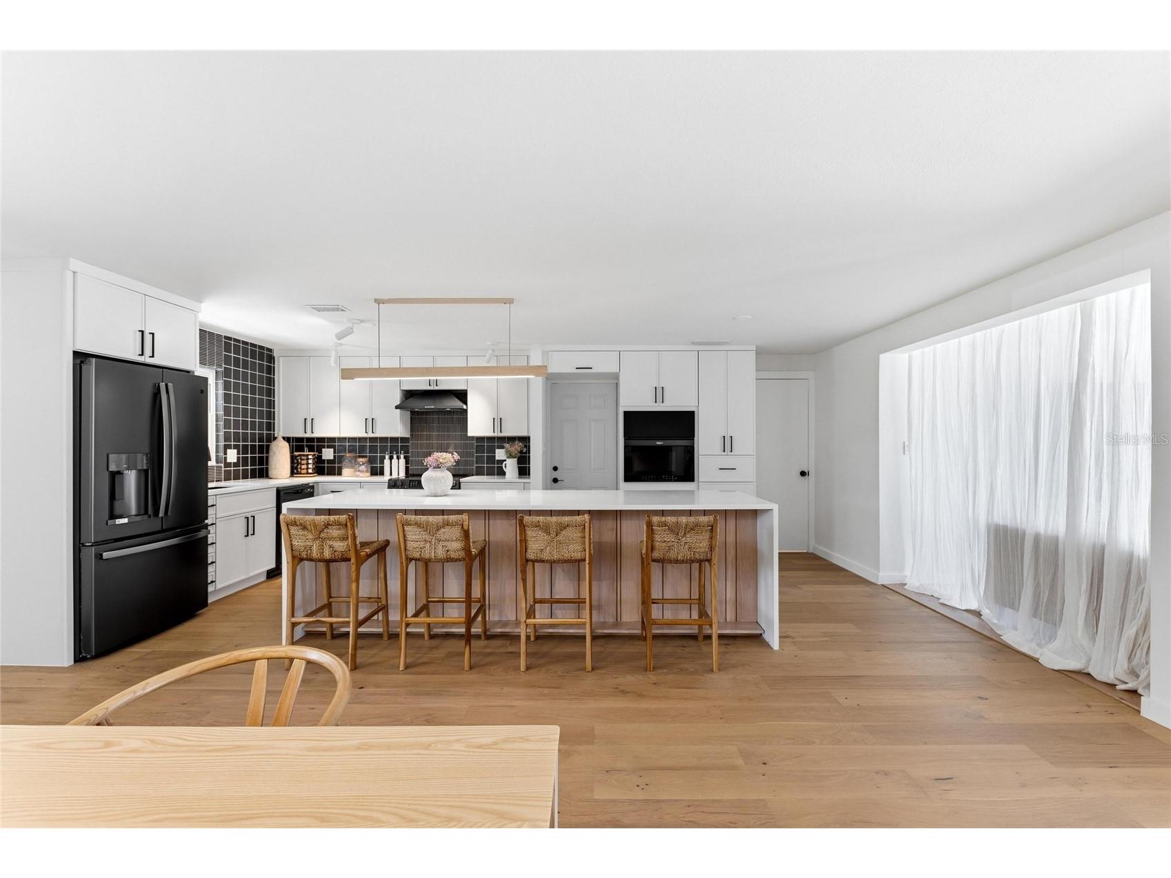 2513 Croton Avenue Sarasota FL 34239 A4692136 image9
