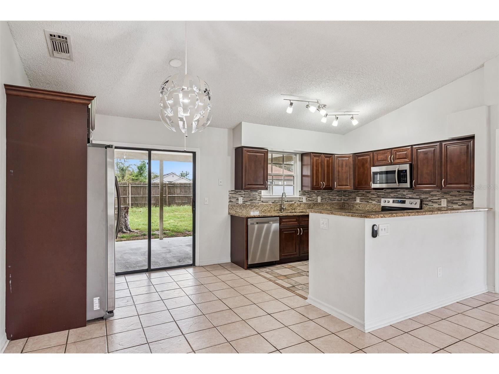 2513 Dumas Drive Deltona FL 32738 O6387898 image12