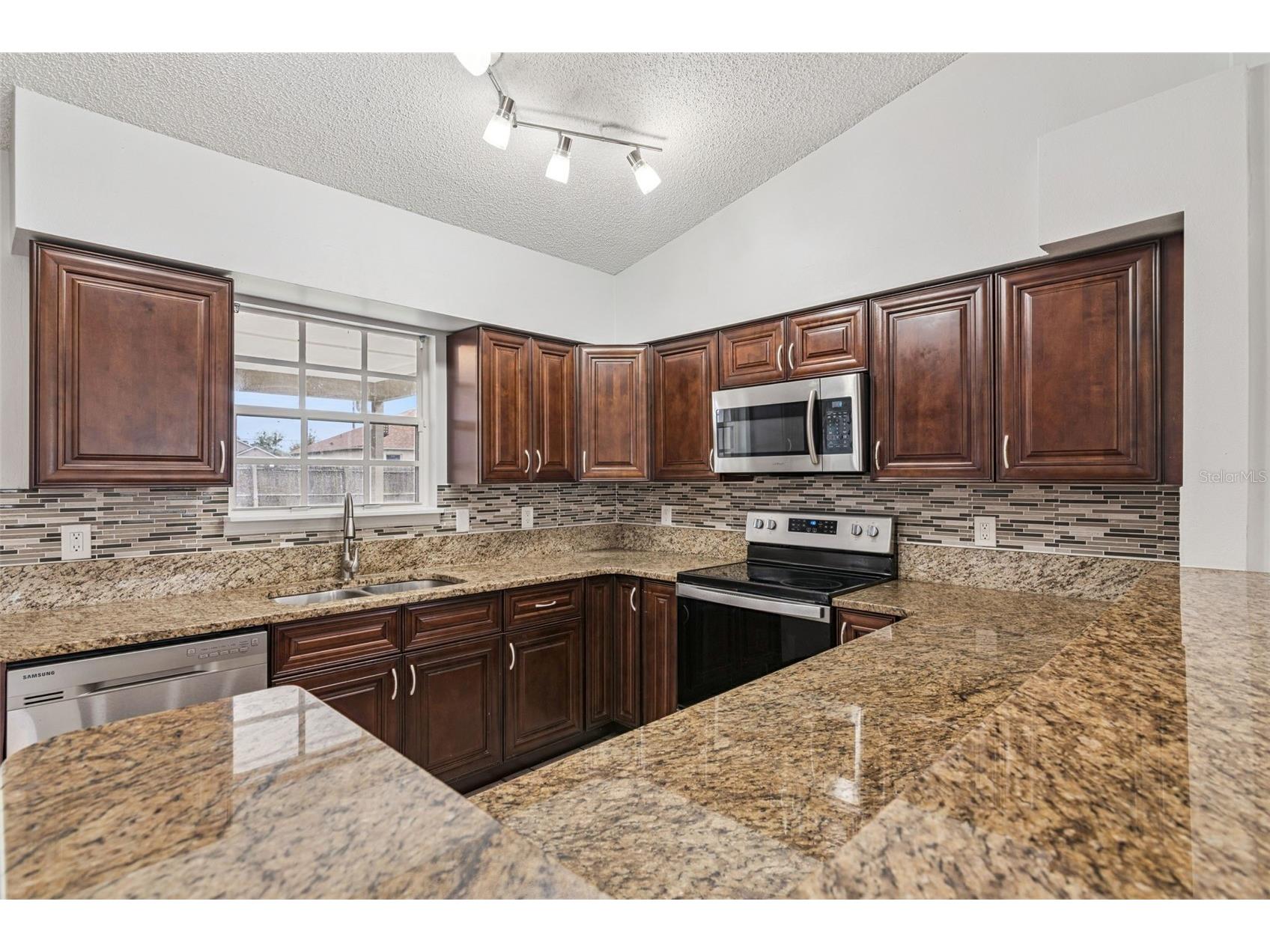 2513 Dumas Drive Deltona FL 32738 O6387898 image15
