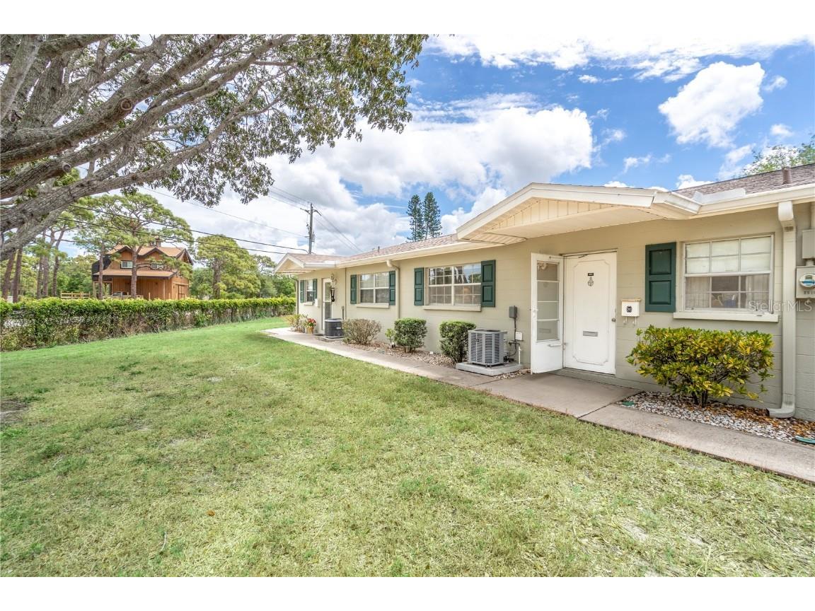 2513 Golf Course Drive #602 Sarasota FL 34234 A4567294 image1