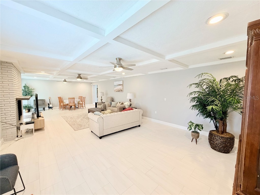 2513 Gulf Boulevard Belleair Beach FL 33786 TB8454675 image17