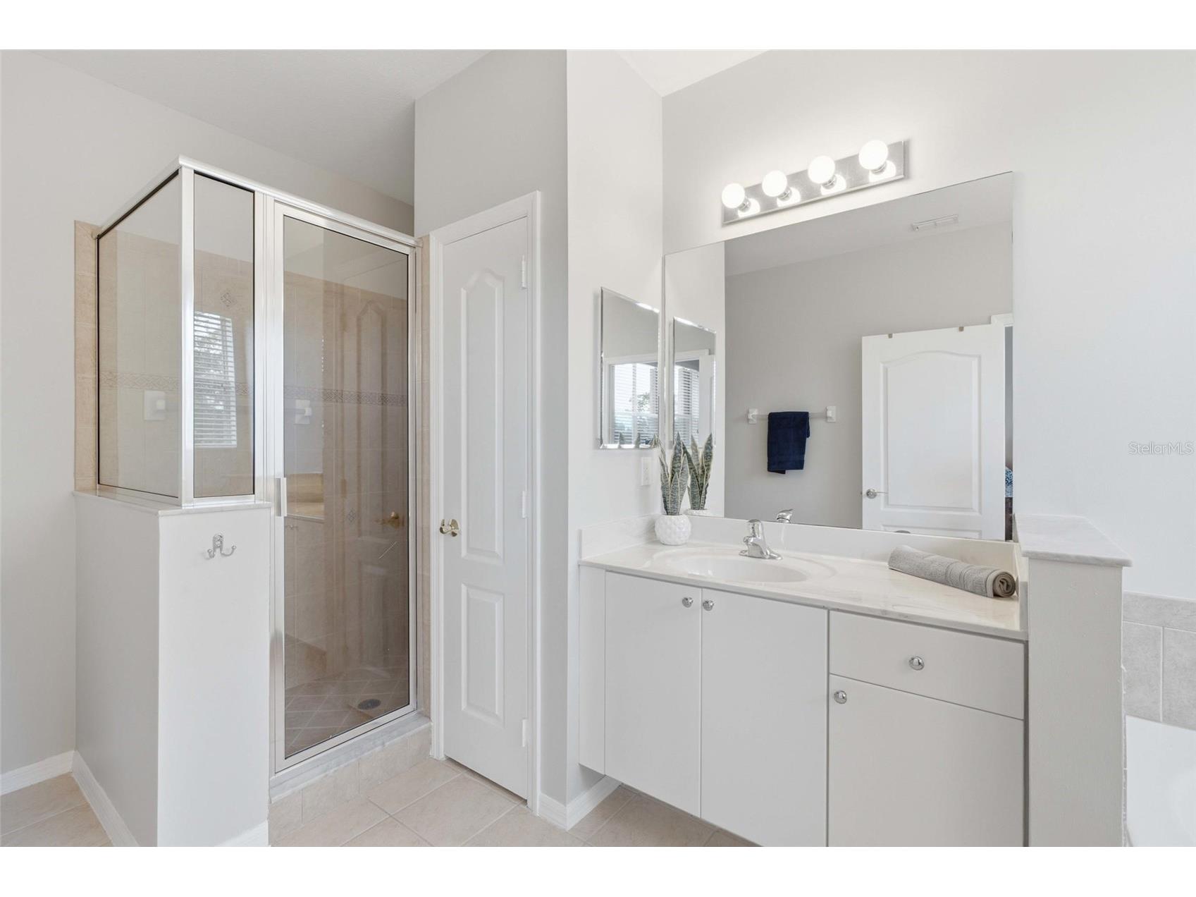 2513 Keystone Lake Drive Cape Coral FL 33909 C7528413 image19