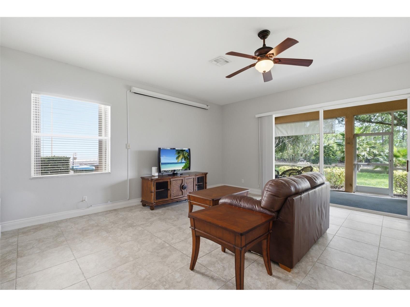 2513 Keystone Lake Drive Cape Coral FL 33909 C7528413 image6