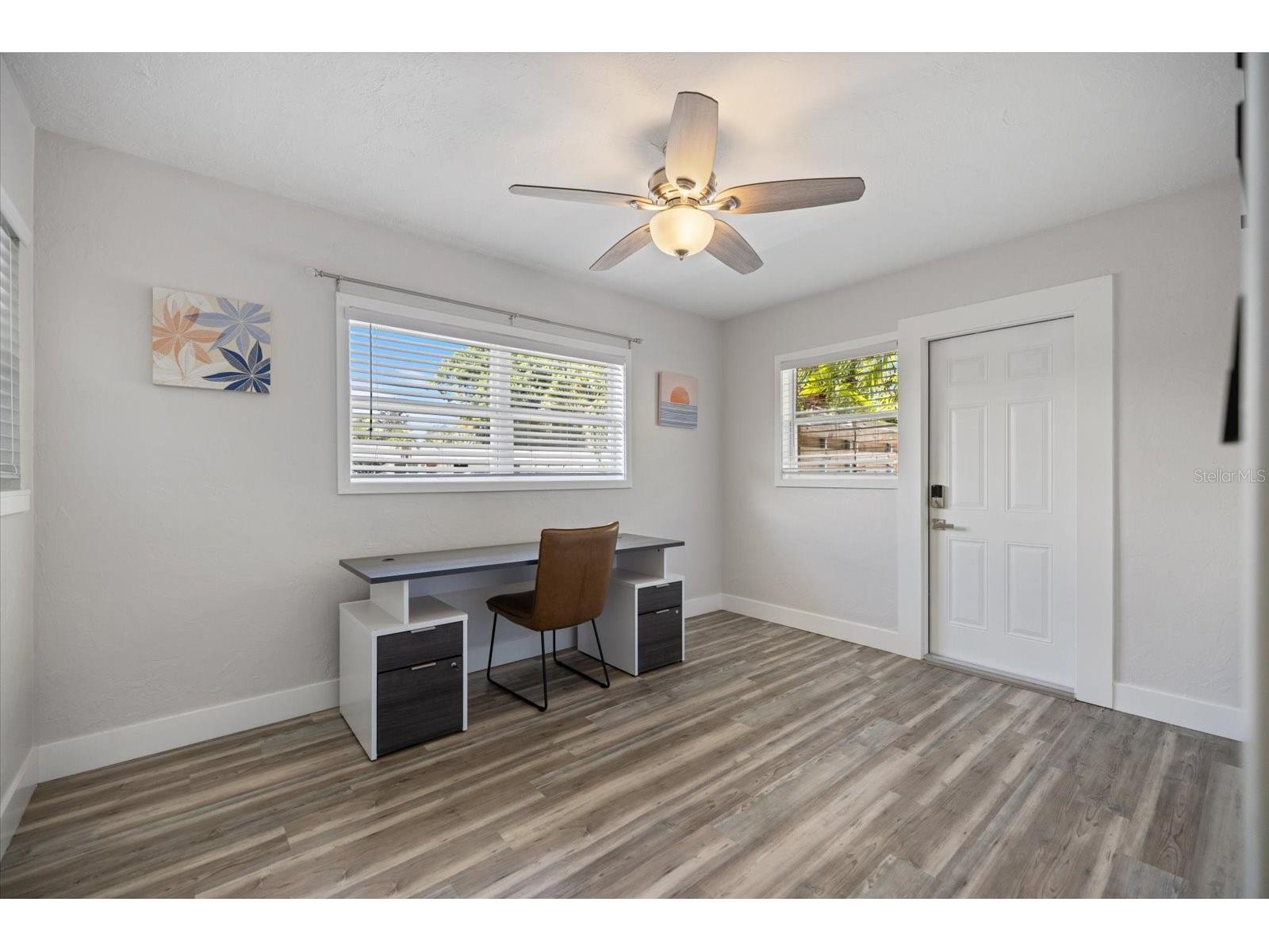 2513 Mineola Way Sarasota FL 34239 A4686632 image26