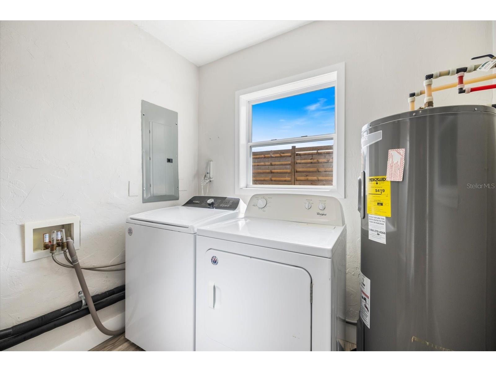 2513 Mineola Way Sarasota FL 34239 A4686632 image32