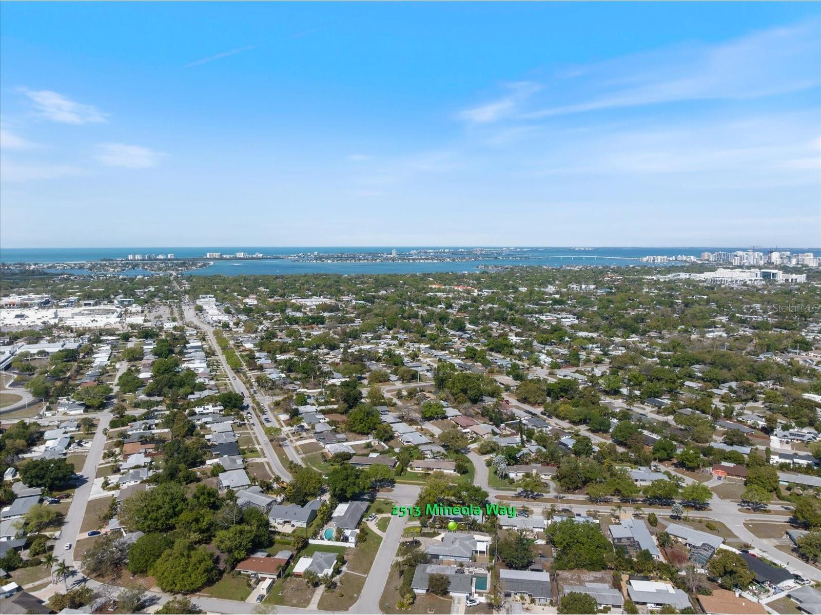 2513 Mineola Way Sarasota FL 34239 A4686632 image37