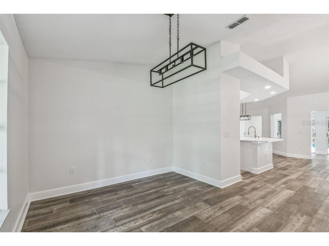 2513 N Valrico Road Seffner FL 33584 TB8417456 image17