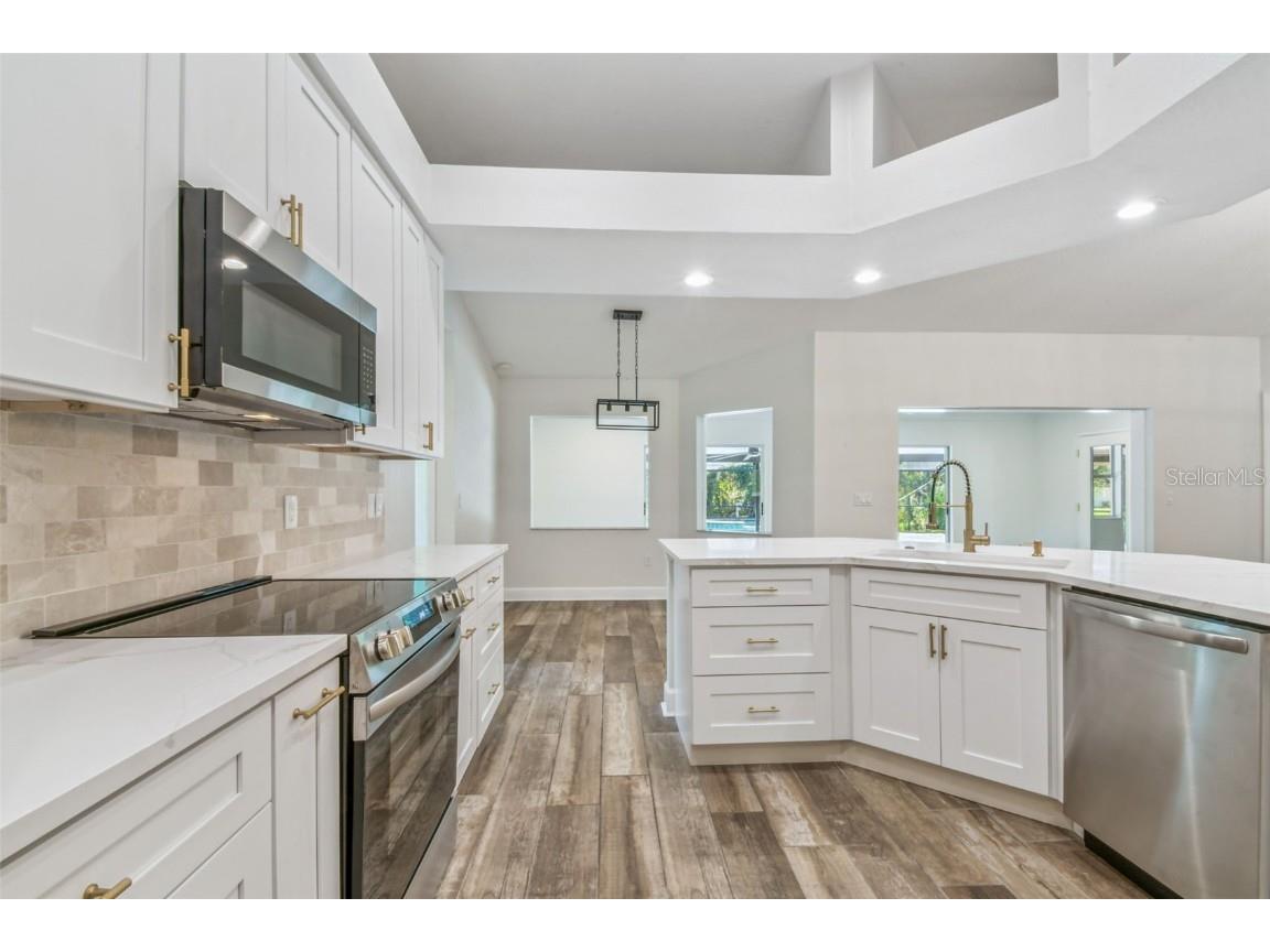 2513 N Valrico Road Seffner FL 33584 TB8417456 image30