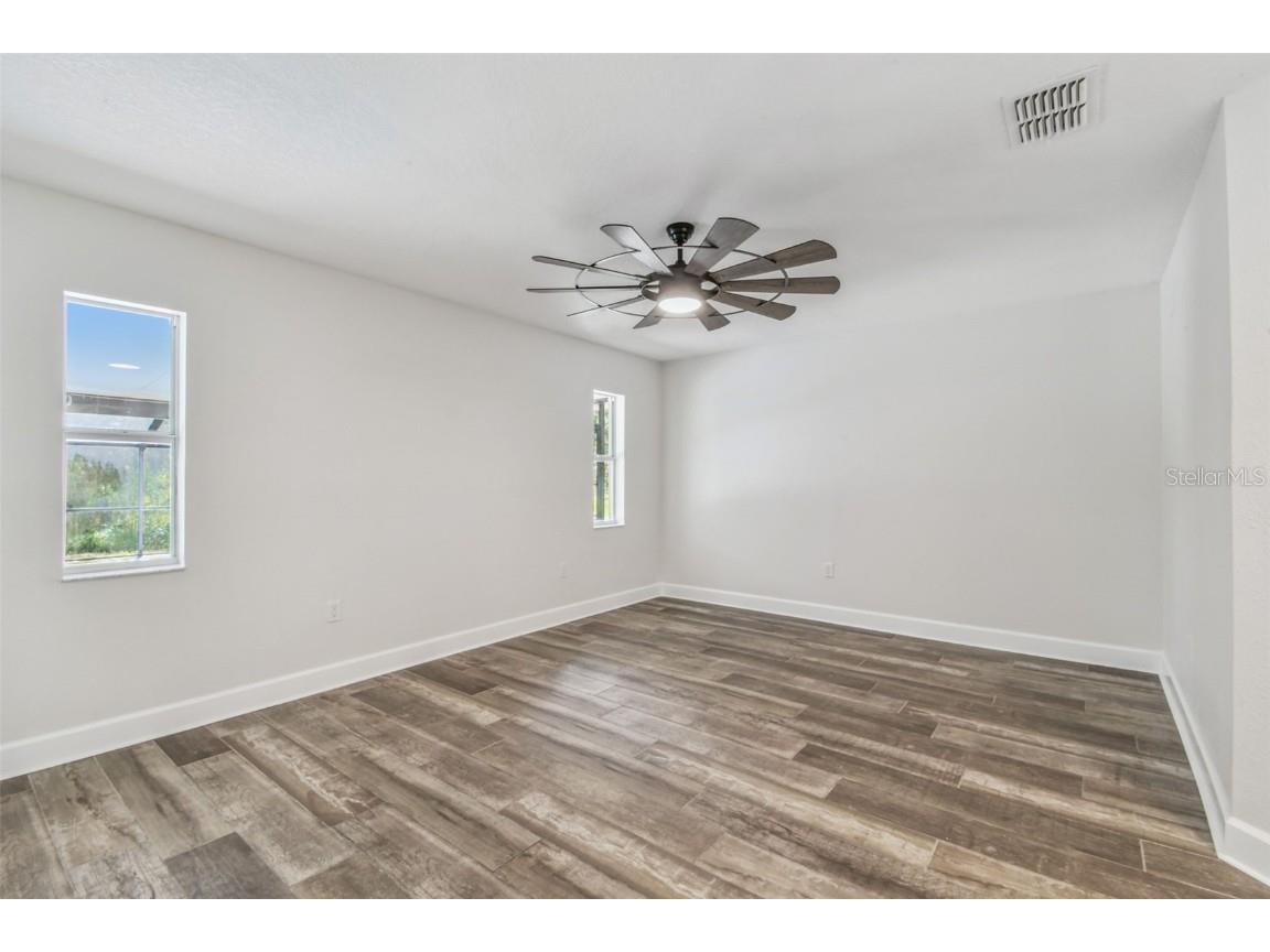 2513 N Valrico Road Seffner FL 33584 TB8417456 image38