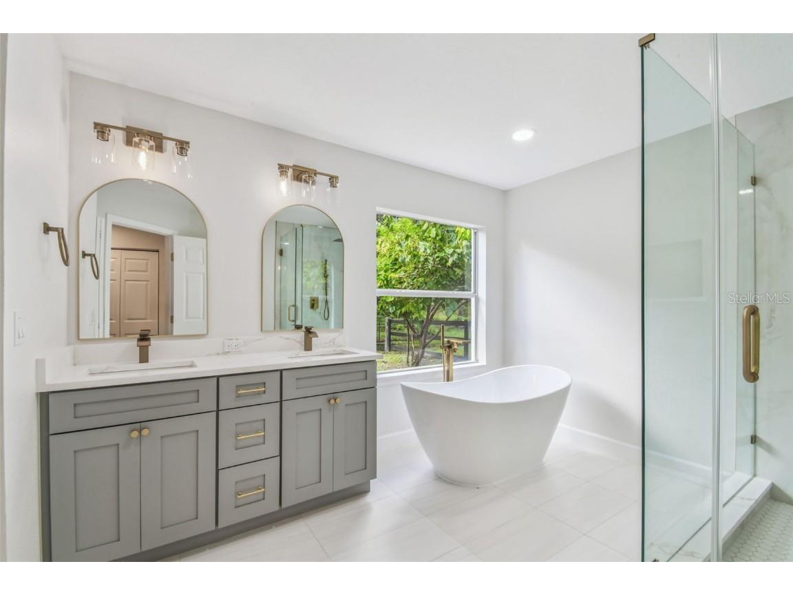 2513 N Valrico Road Seffner FL 33584 TB8417456 image42