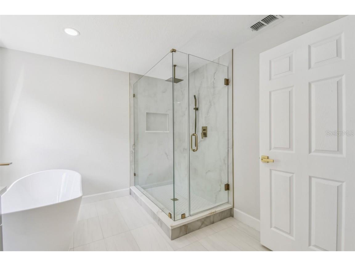 2513 N Valrico Road Seffner FL 33584 TB8417456 image43