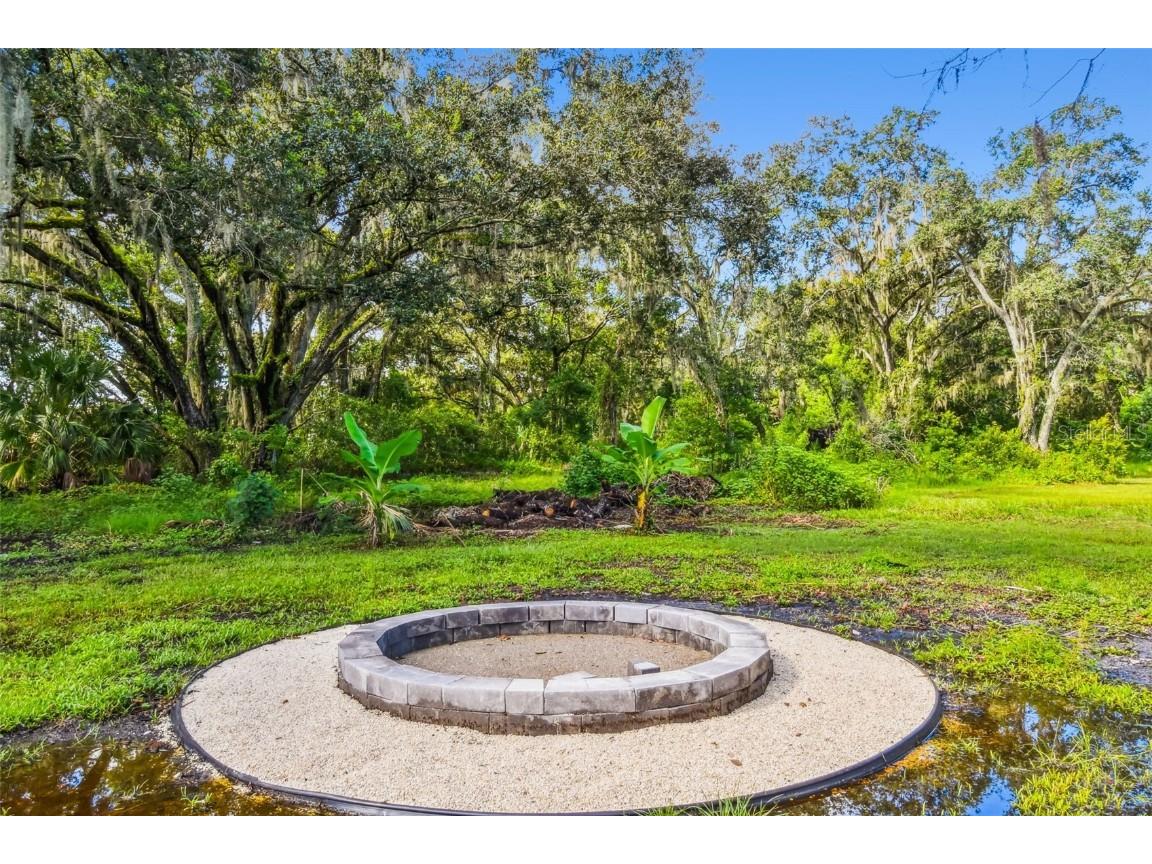 2513 N Valrico Road Seffner FL 33584 TB8417456 image5