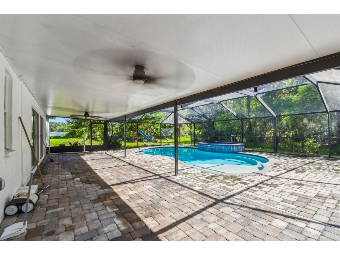 2513 N Valrico Road Seffner FL 33584 TB8417456 image68