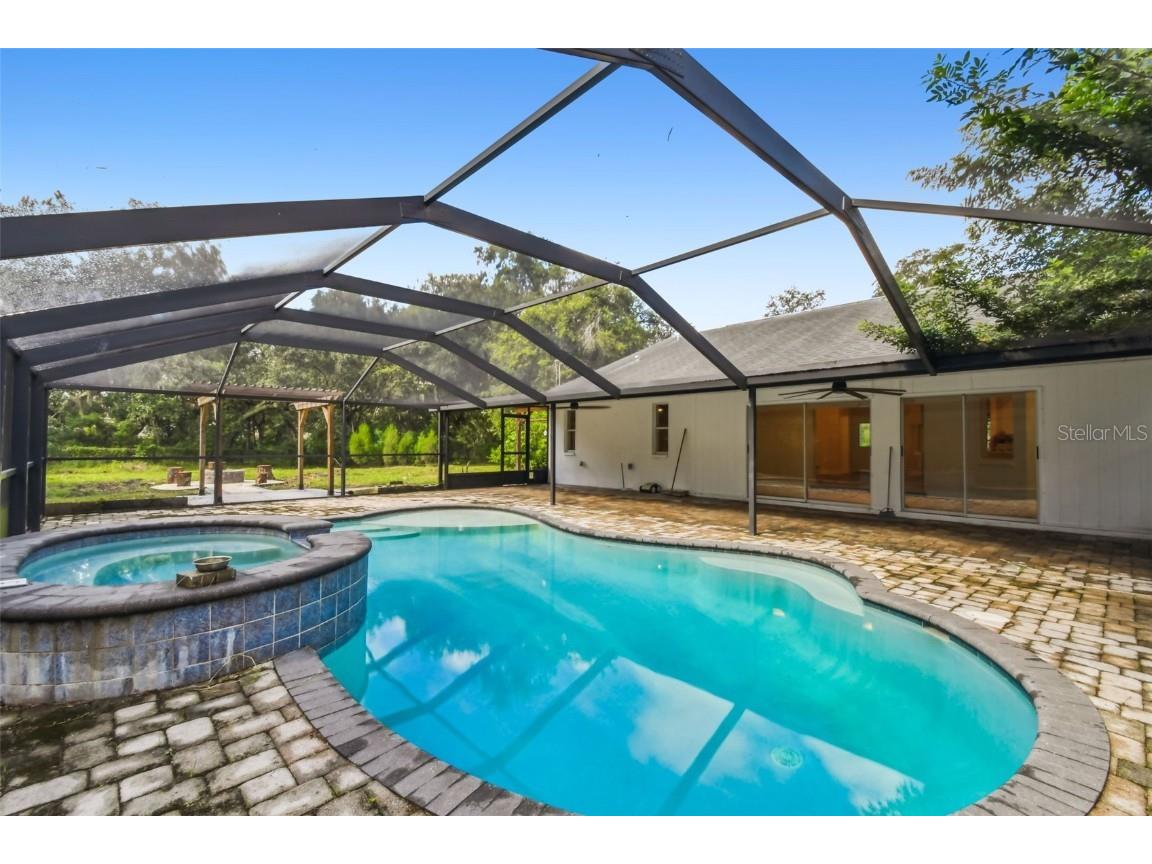 2513 N Valrico Road Seffner FL 33584 TB8417456 image72