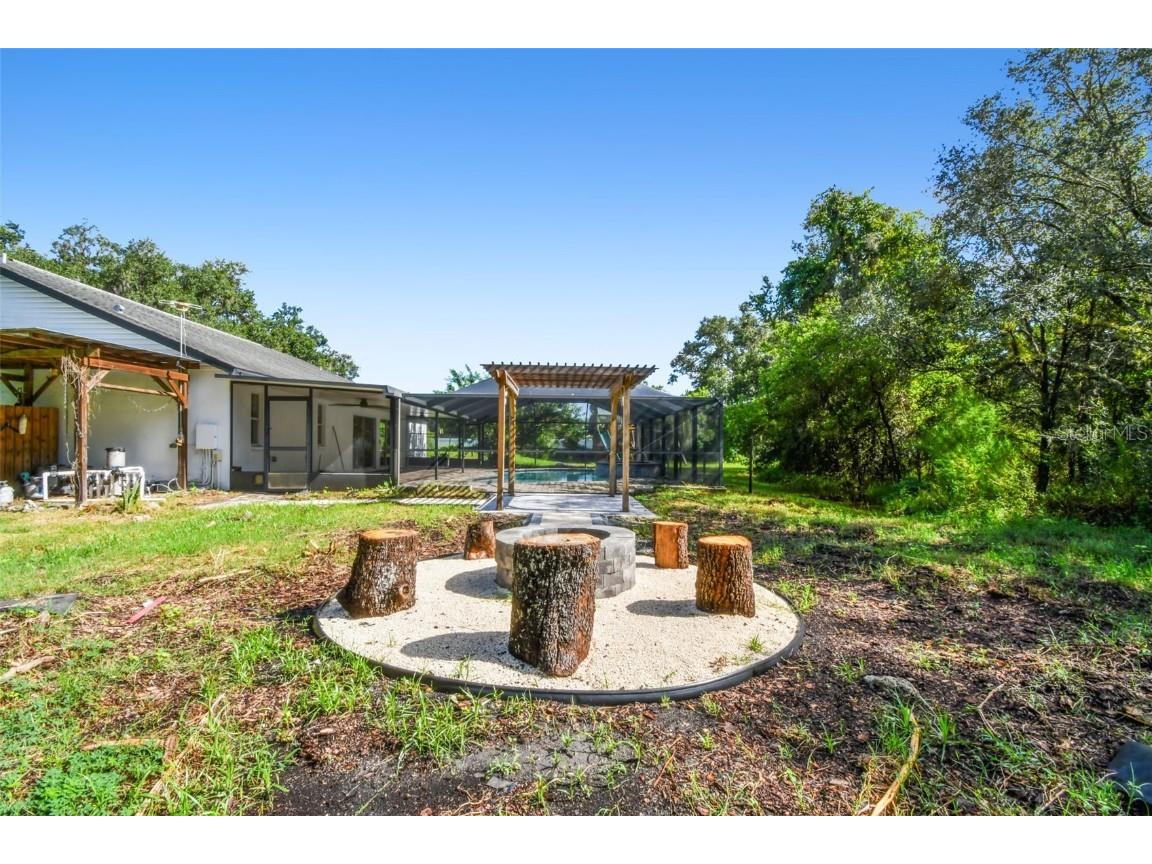 2513 N Valrico Road Seffner FL 33584 TB8417456 image74