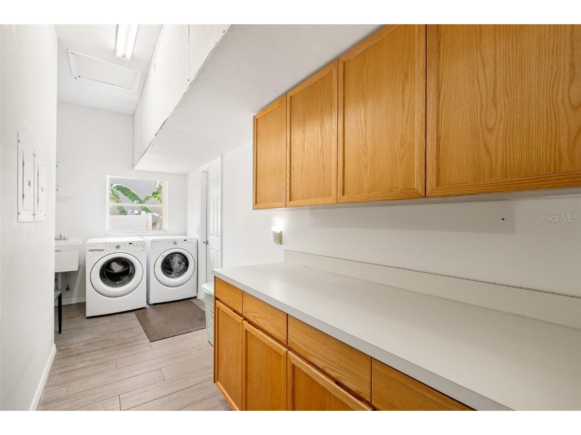 2513 Regal River Road Valrico FL 33596 TB8376780 image37