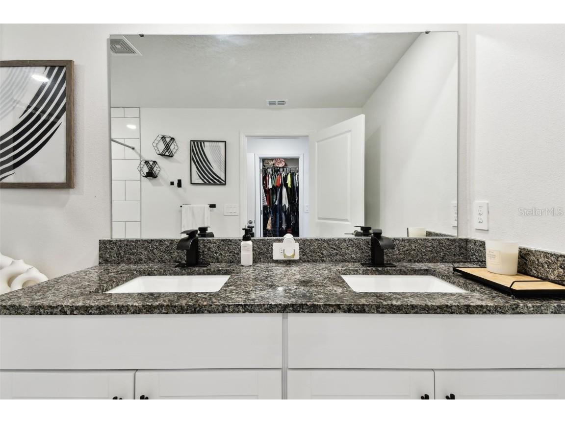 2513 Sunray Venus Way Ruskin FL 33570 TB8444208 image34