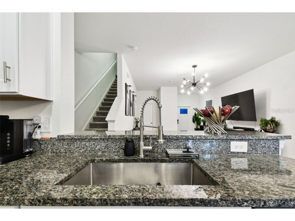 2513 Sunray Venus Way Ruskin FL 33570 TB8444381 image19