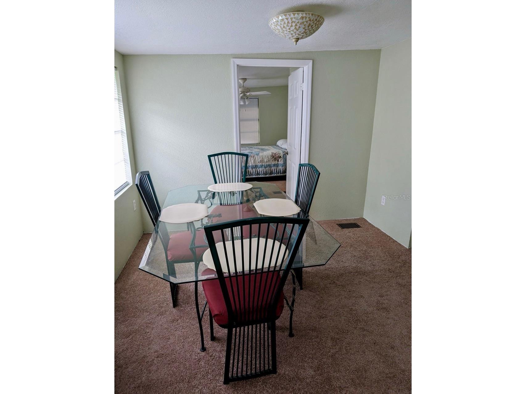 25130 NE 132nd Lane Salt Springs FL 32134 - LITTLE LAKE KERR OM725251 image5