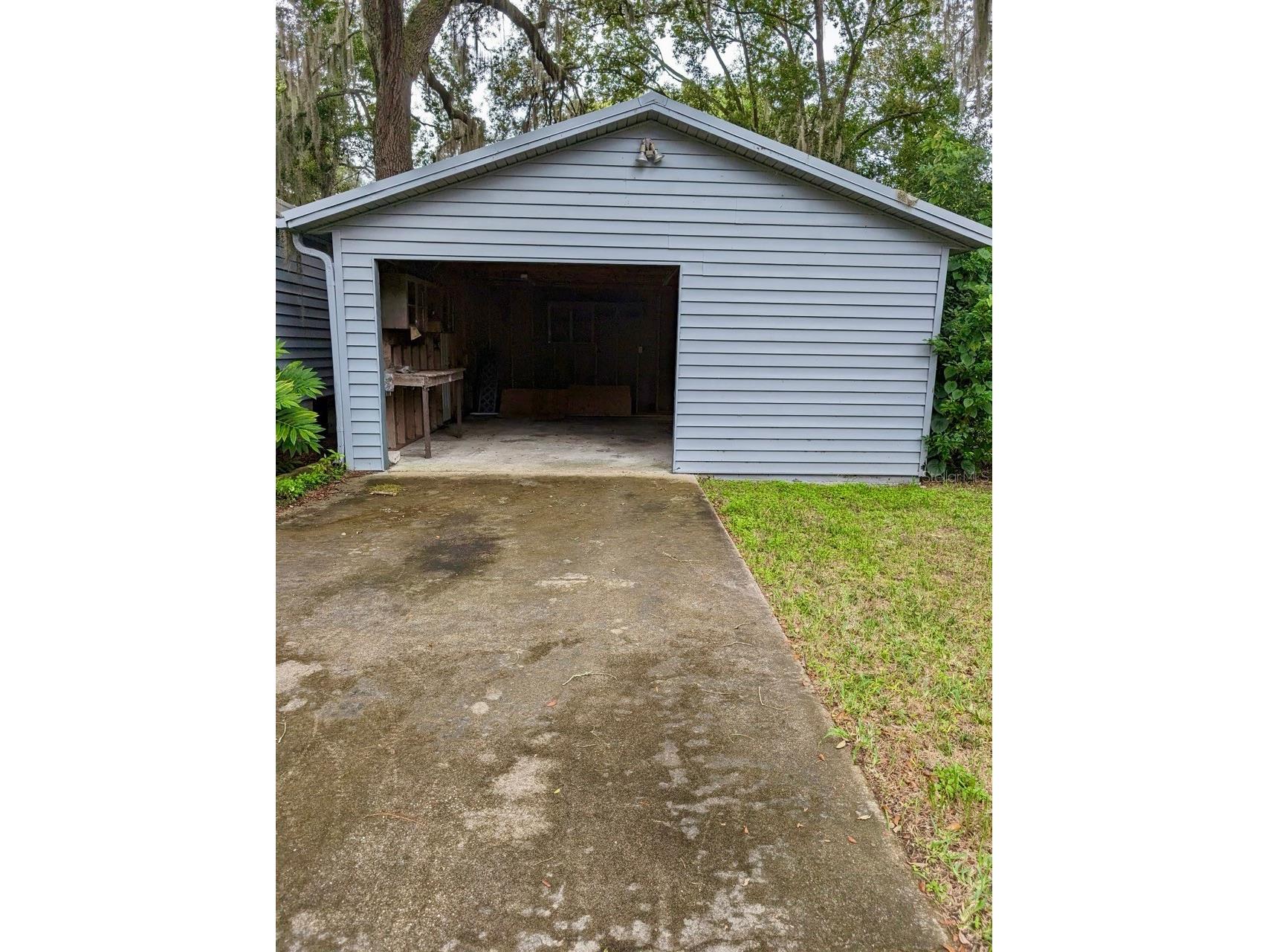 25130 NE 132nd Lane Salt Springs FL 32134 - LITTLE LAKE KERR OM725251 image9