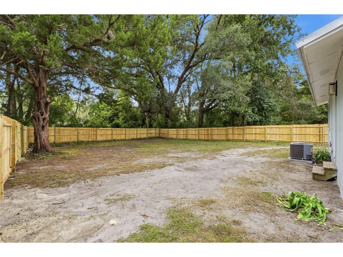 25135 NW 7th Avenue Newberry FL 32669 GC535292 image14