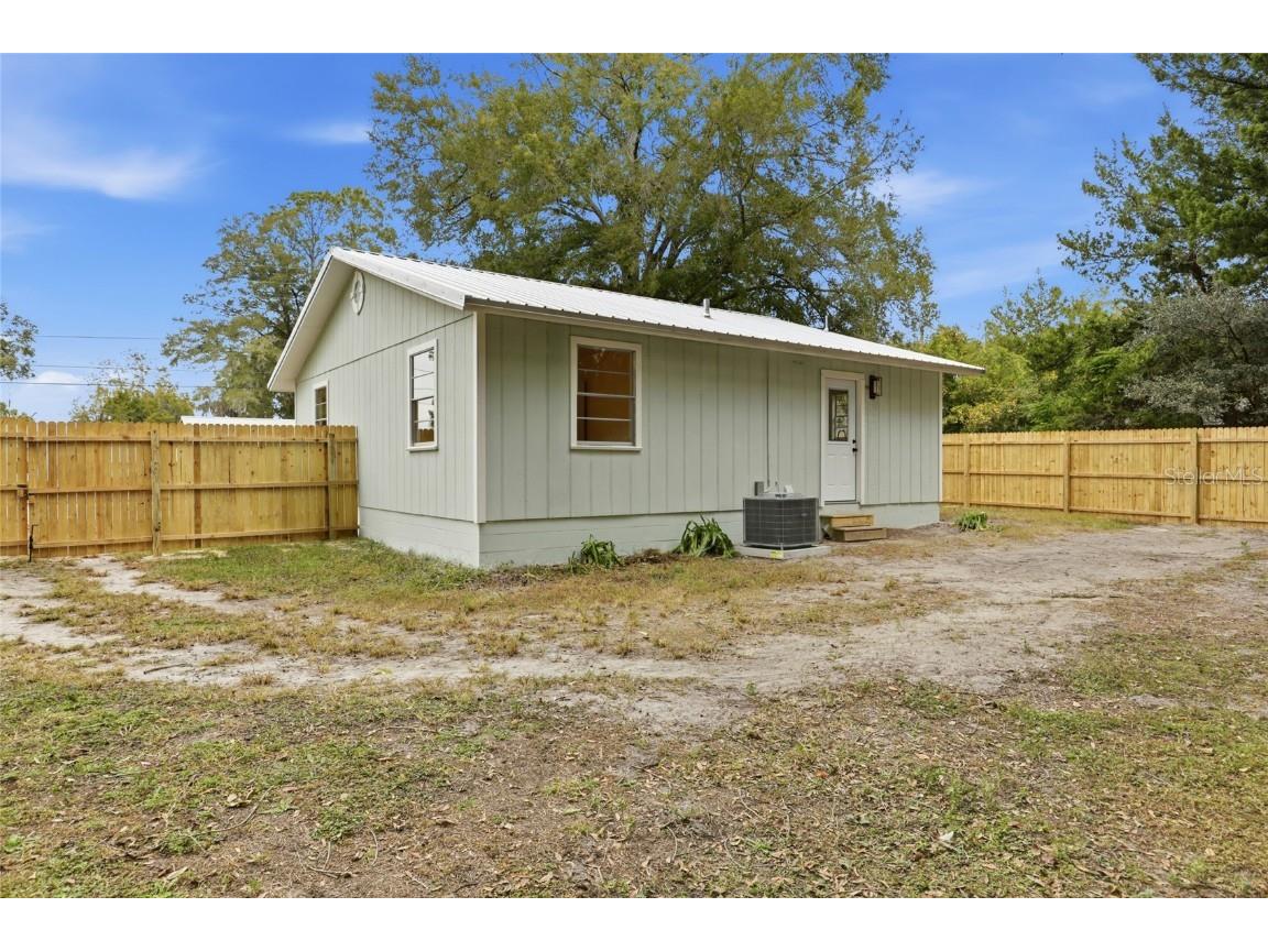 25135 NW 7th Avenue Newberry FL 32669 GC535292 image15