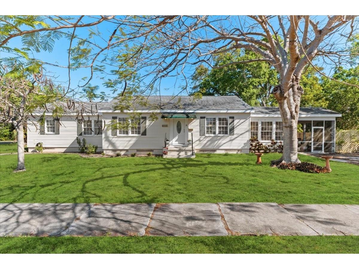 2514 15th Avenue W Bradenton FL 34205 A4687743 image1