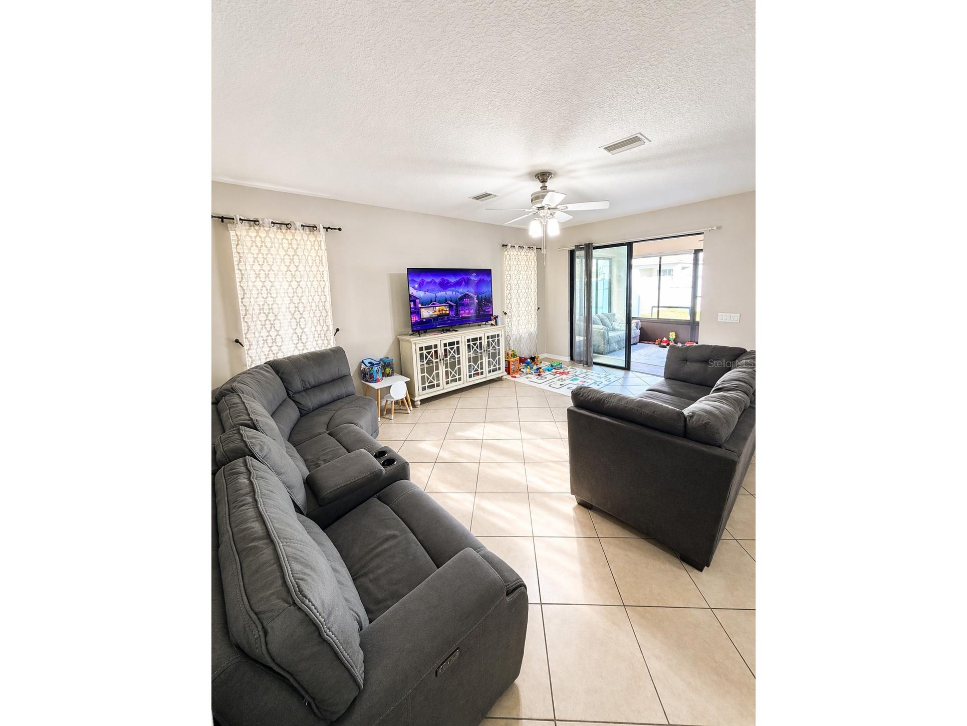 2514 Cross More Street Valrico FL 33594 W7884983 image12
