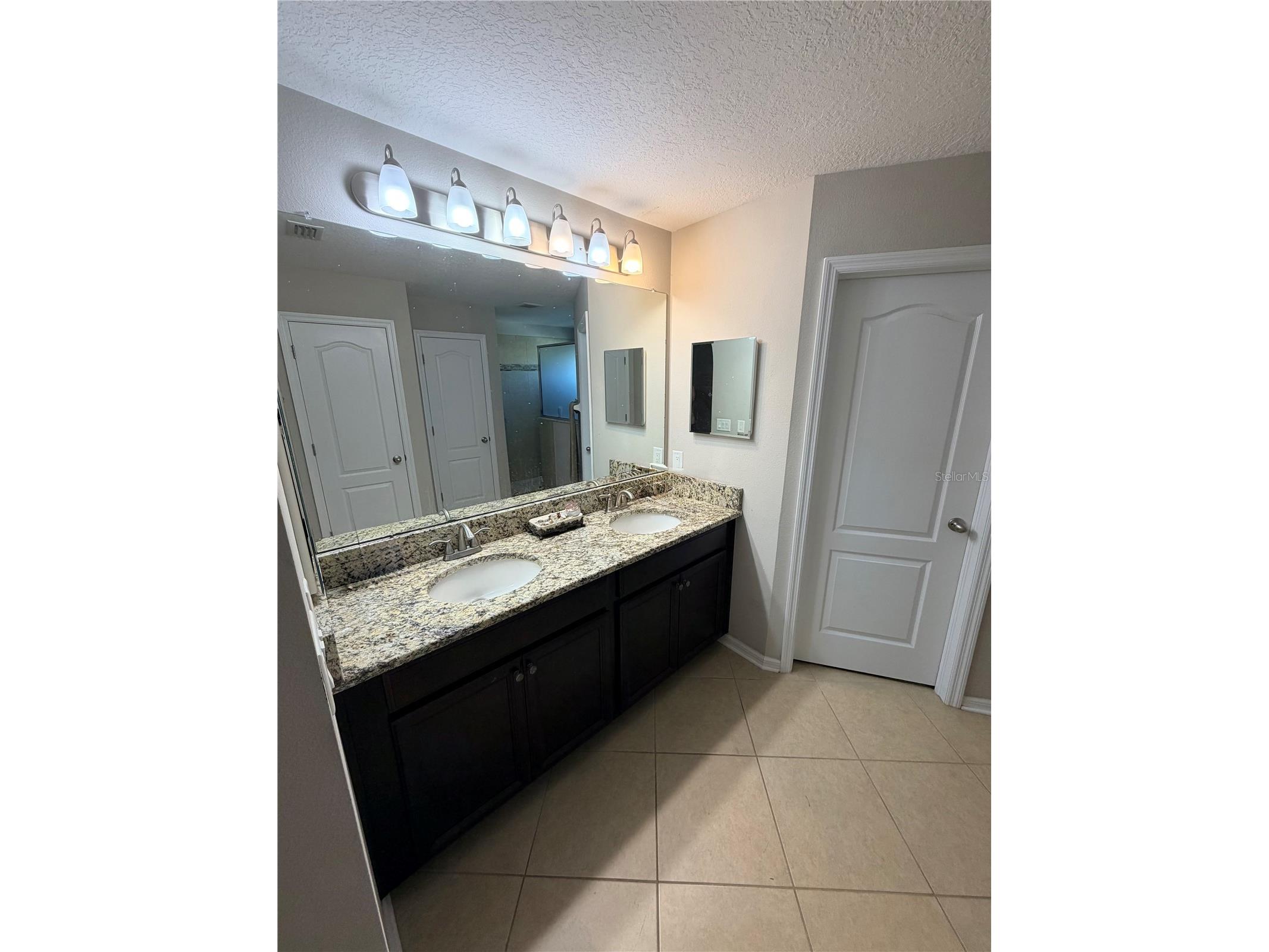 2514 Cross More Street Valrico FL 33594 W7884983 image32