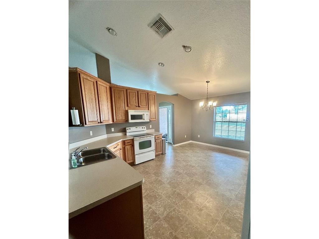 2514 NE 30th Avenue Ocala FL 34470 OM714095 image10