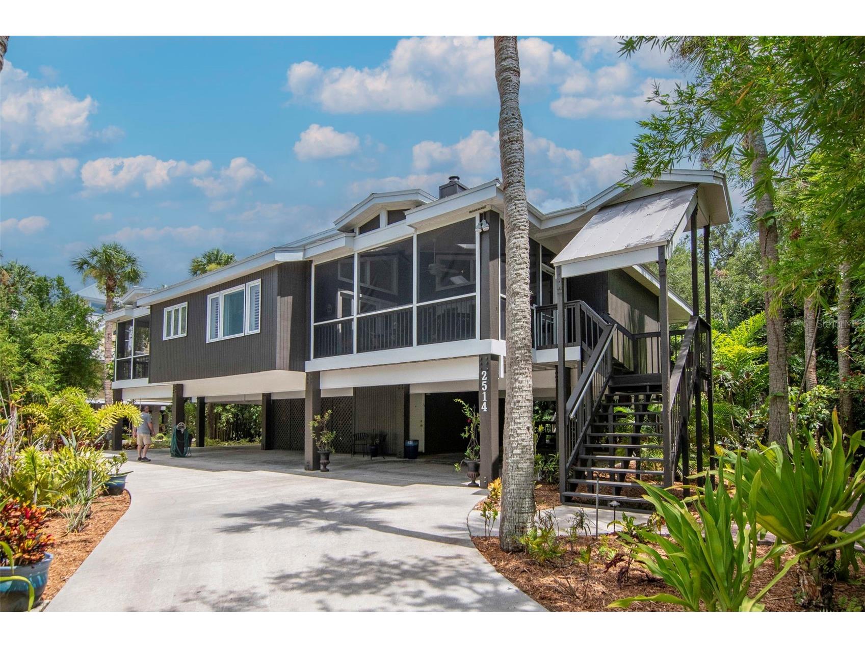 2514 W Conley Avenue Tampa FL 33611 TB8527074 image1