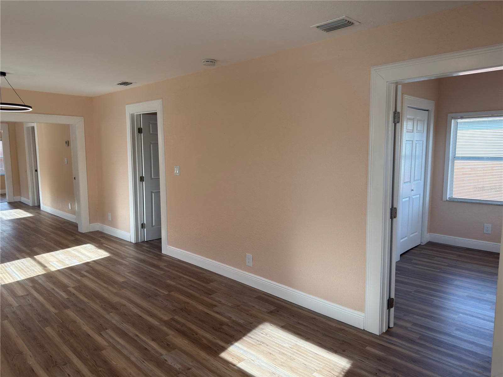 2514 W Saint John Street Tampa FL 33607 TB8513686 image7