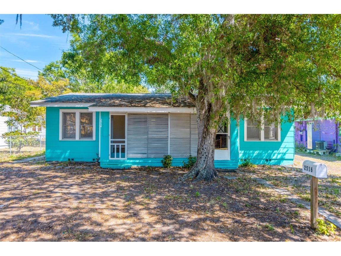 2514 York Street S Gulfport FL 33707 U8191797 image1