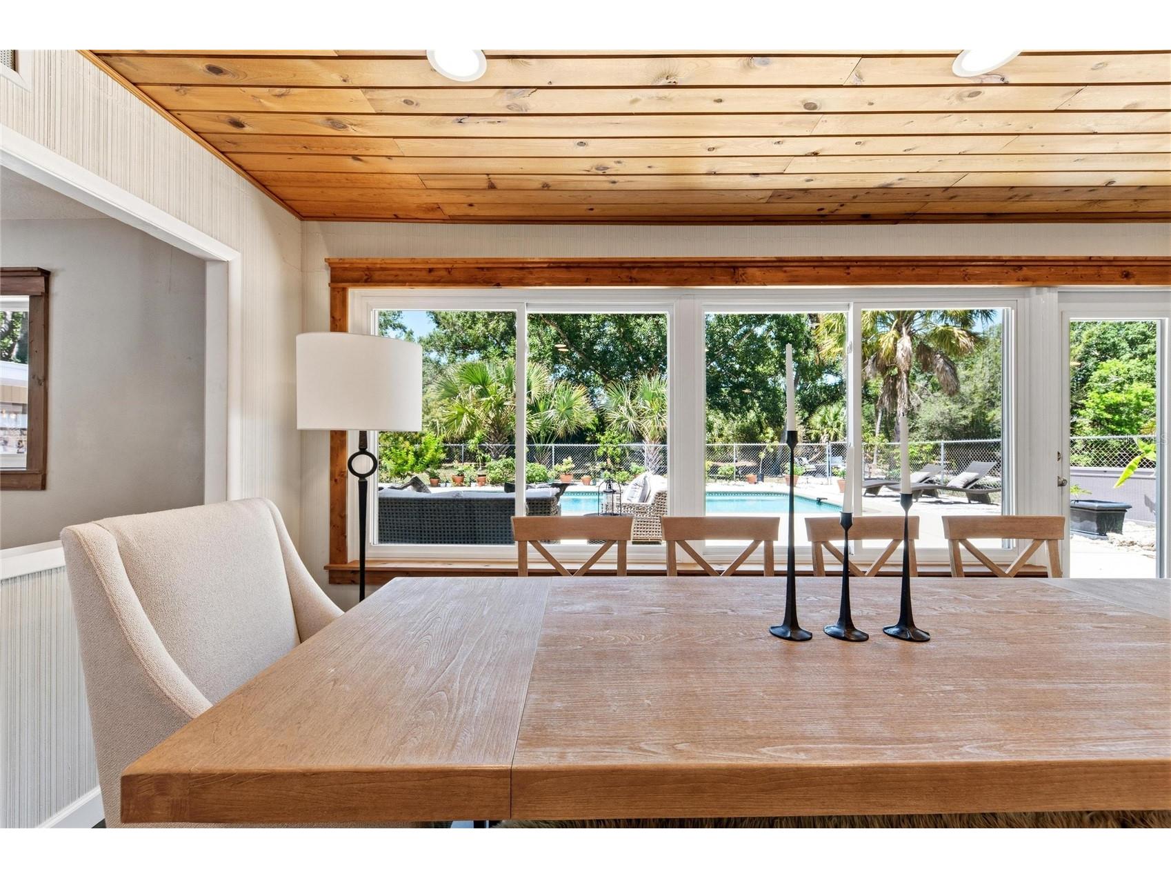 2515 49th Street Sarasota FL 34234 A4693948 image31