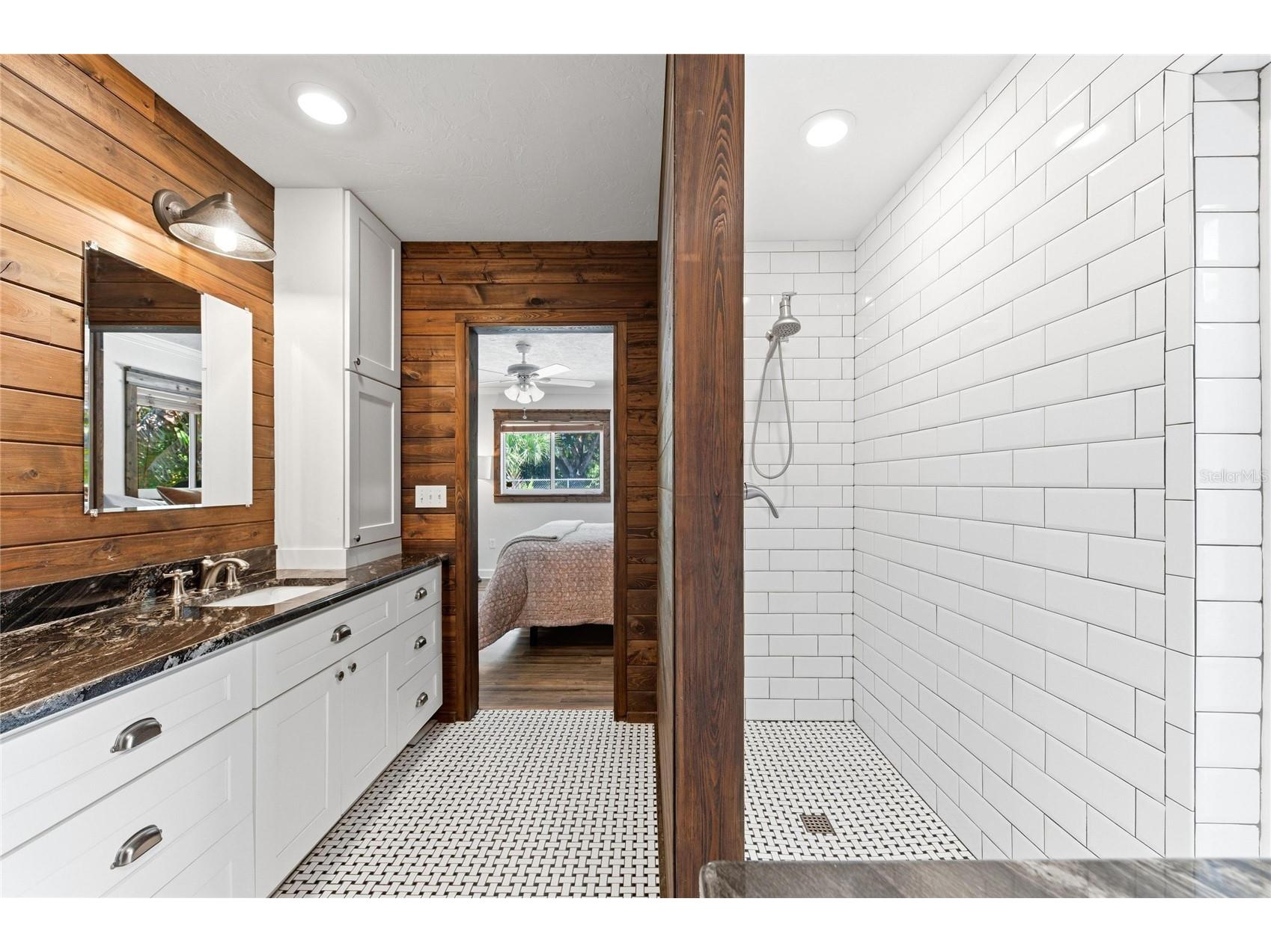 2515 49th Street Sarasota FL 34234 A4693948 image39