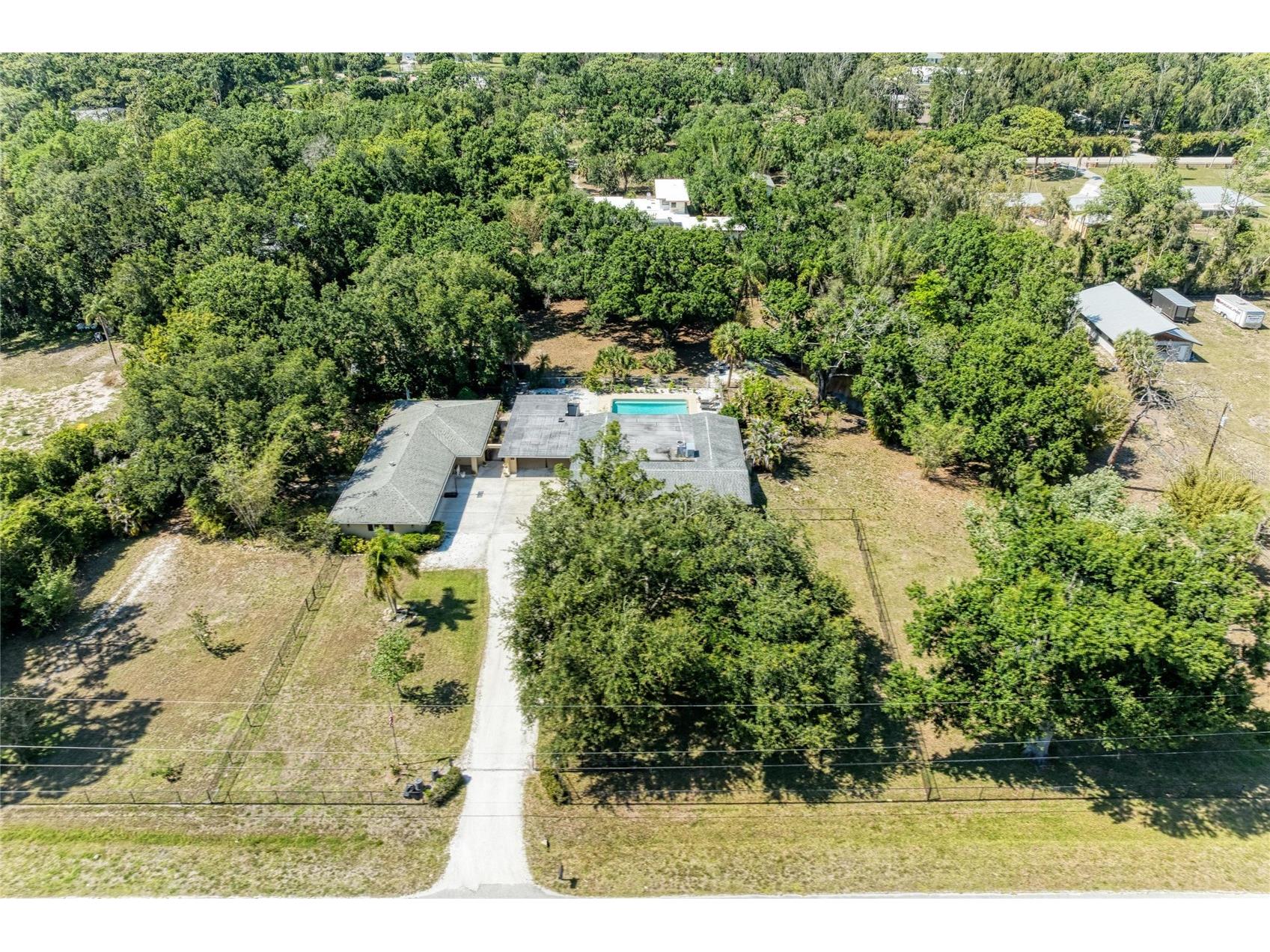 2515 49th Street Sarasota FL 34234 A4693948 image5