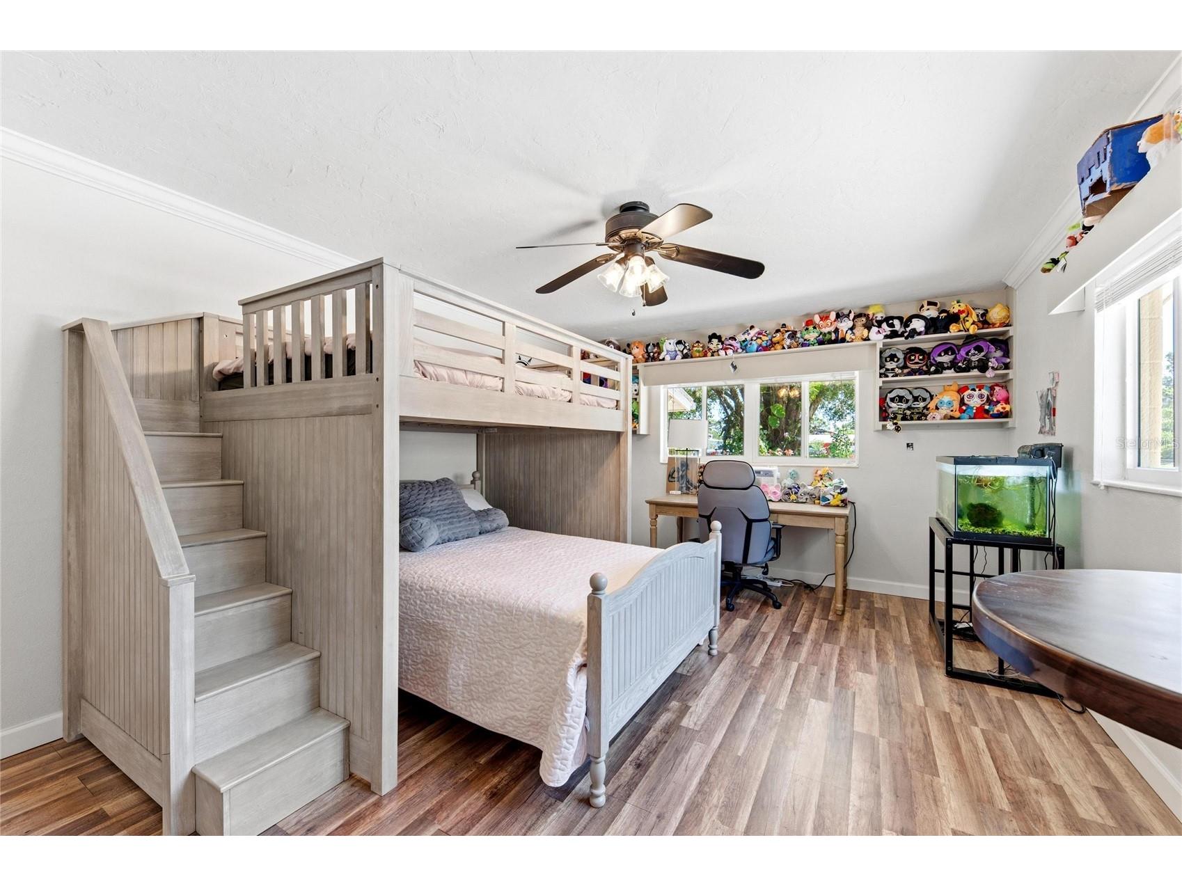 2515 49th Street Sarasota FL 34234 A4693948 image56