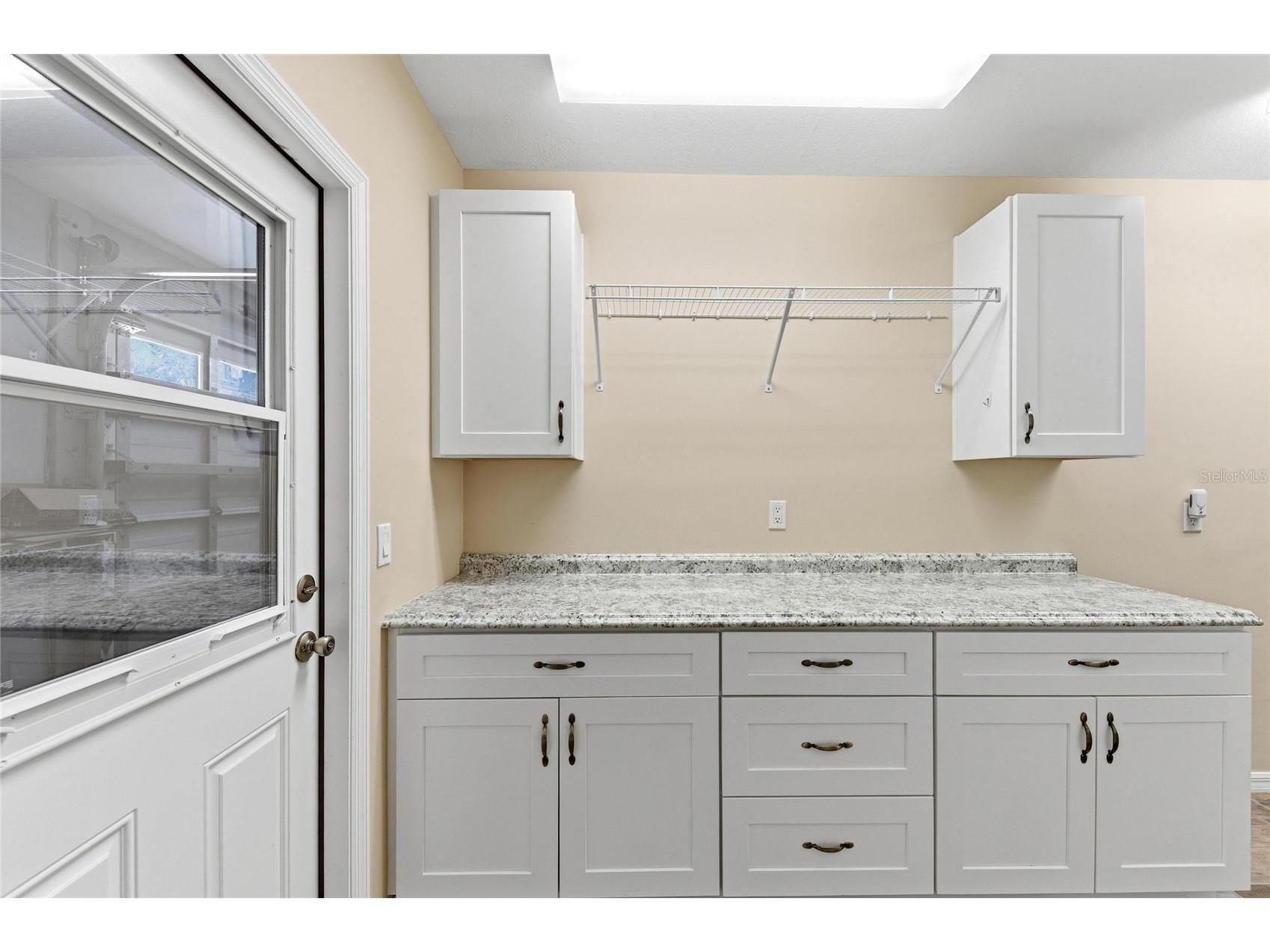2515 49th Street Sarasota FL 34234 A4693948 image79