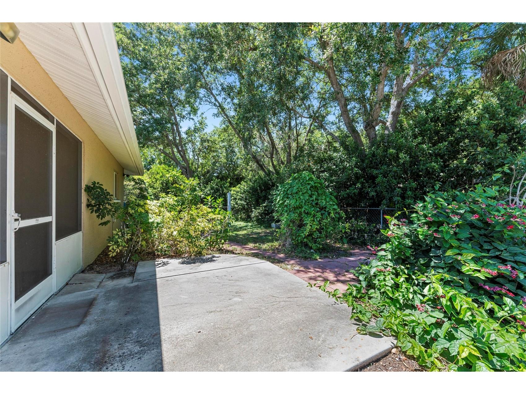 2515 49th Street Sarasota FL 34234 A4693948 image81