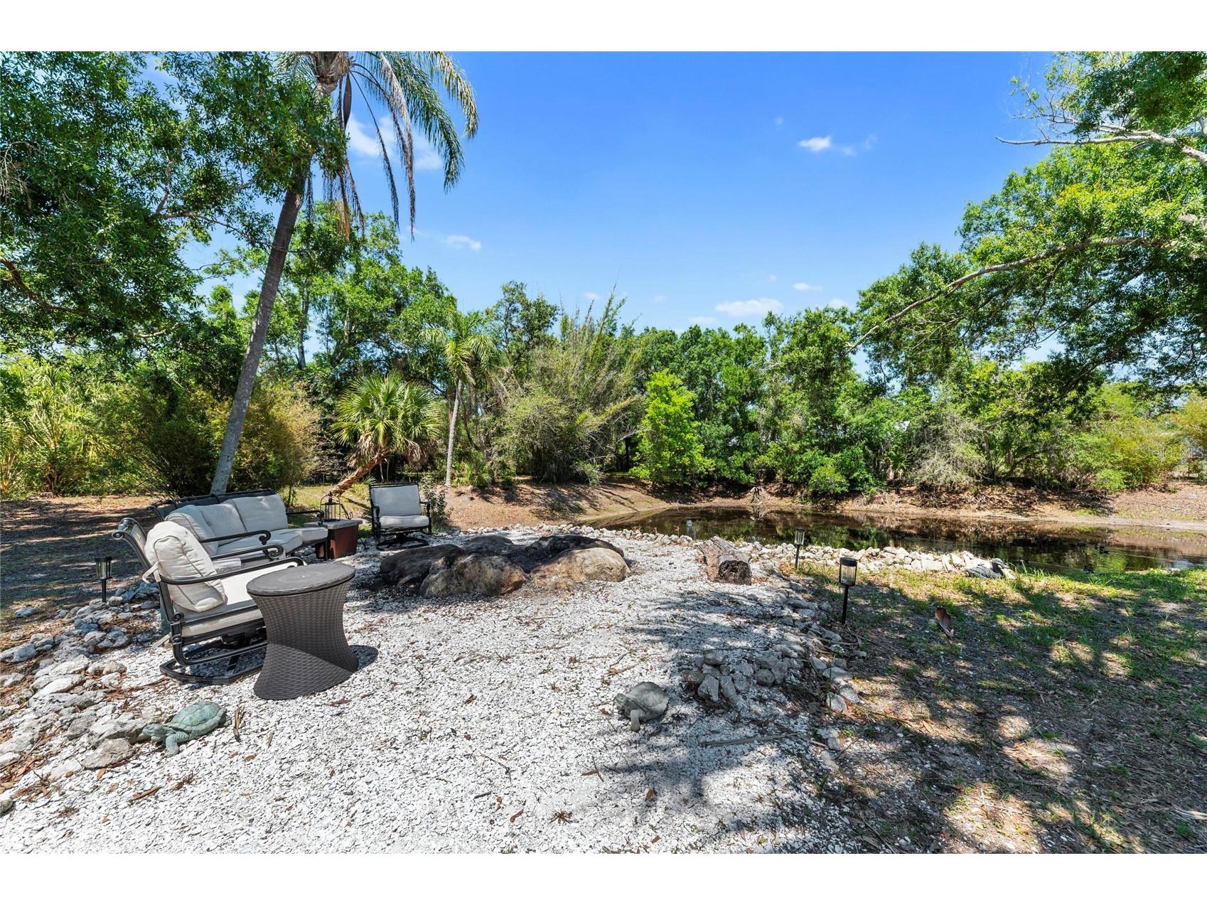 2515 49th Street Sarasota FL 34234 A4693948 image88