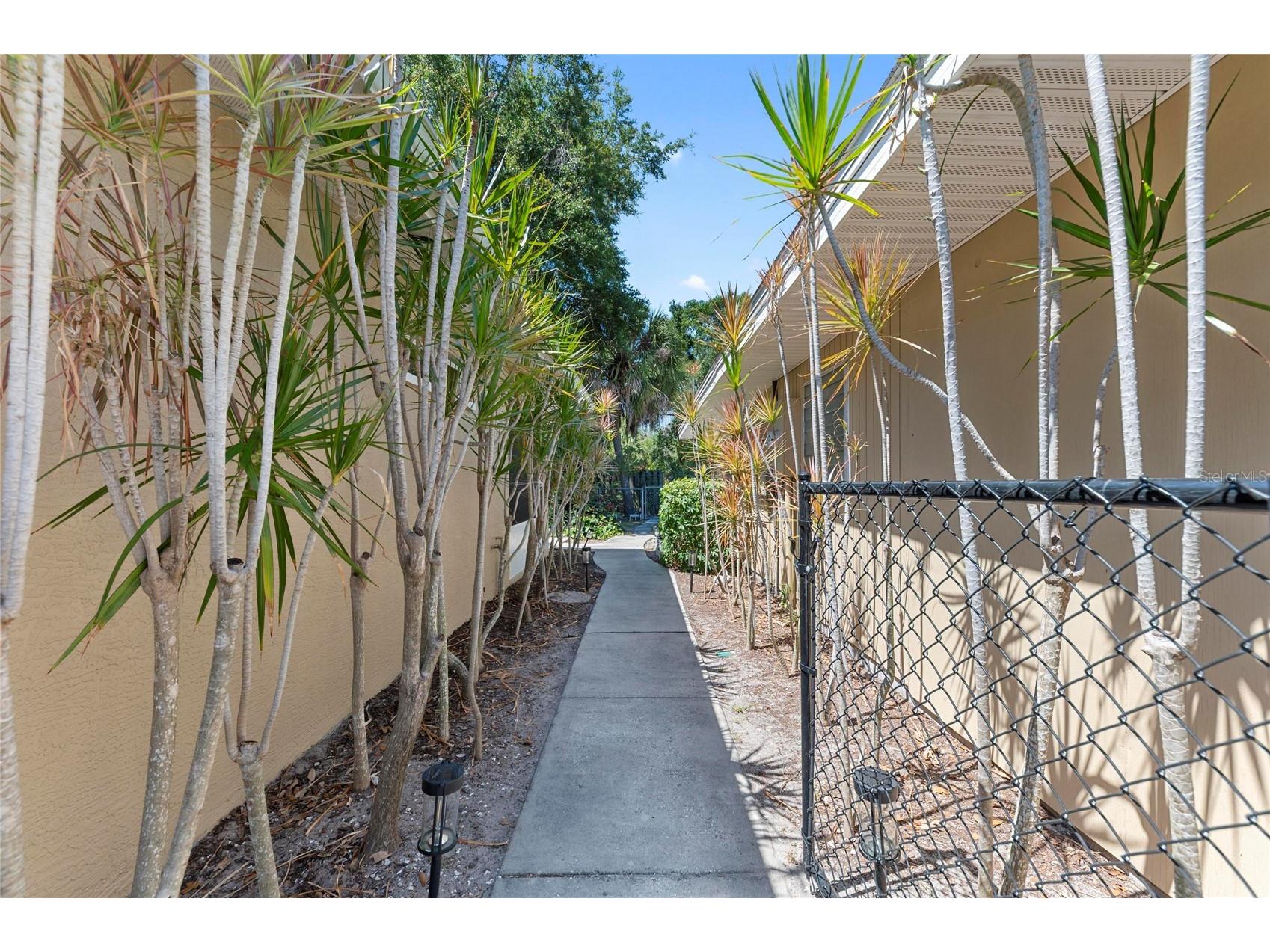 2515 49th Street Sarasota FL 34234 A4693948 image94
