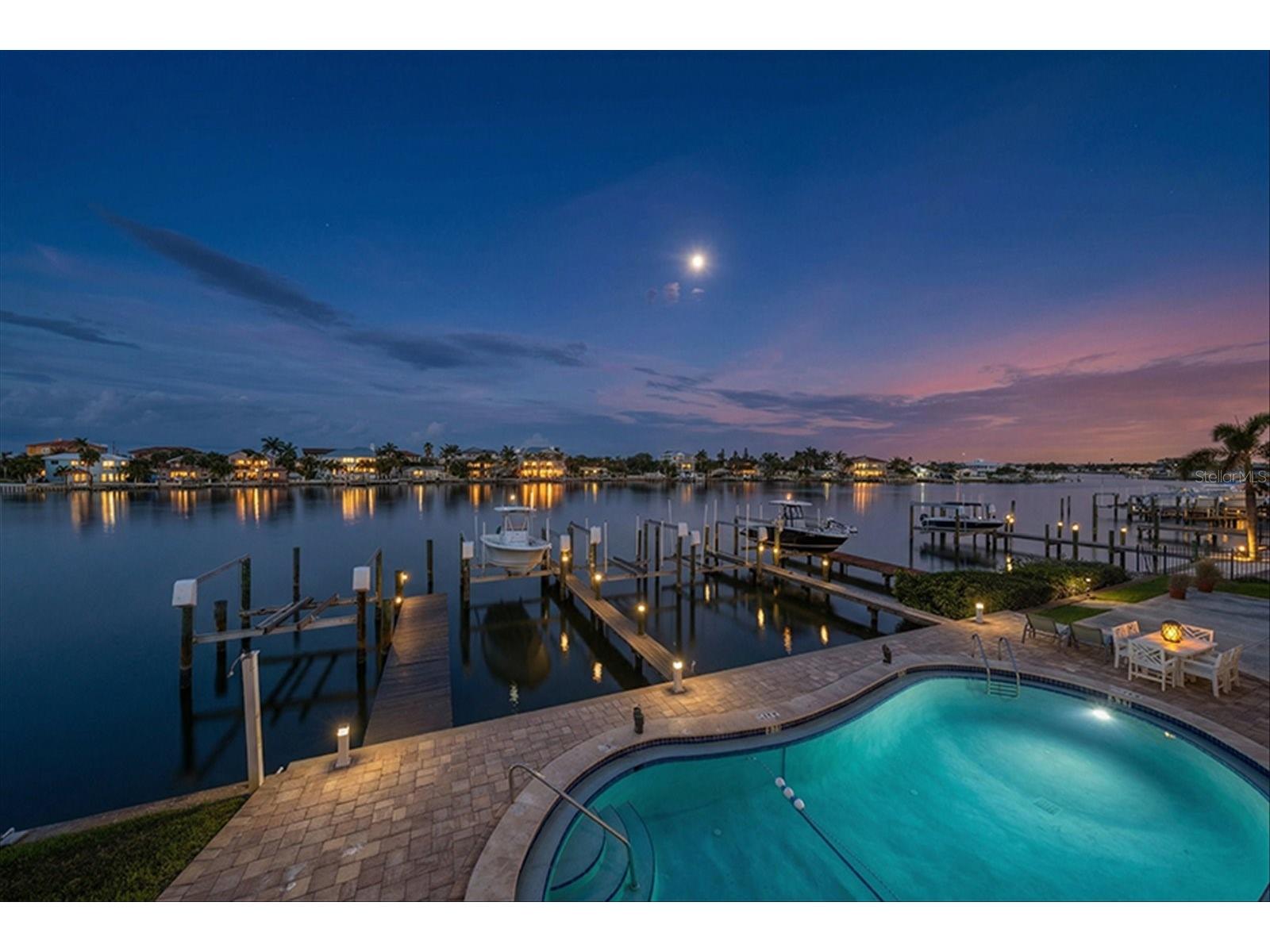 2515 Bay Boulevard #B Indian Rocks Beach FL 33785 - INTRACOASTAL TB8493268 image1