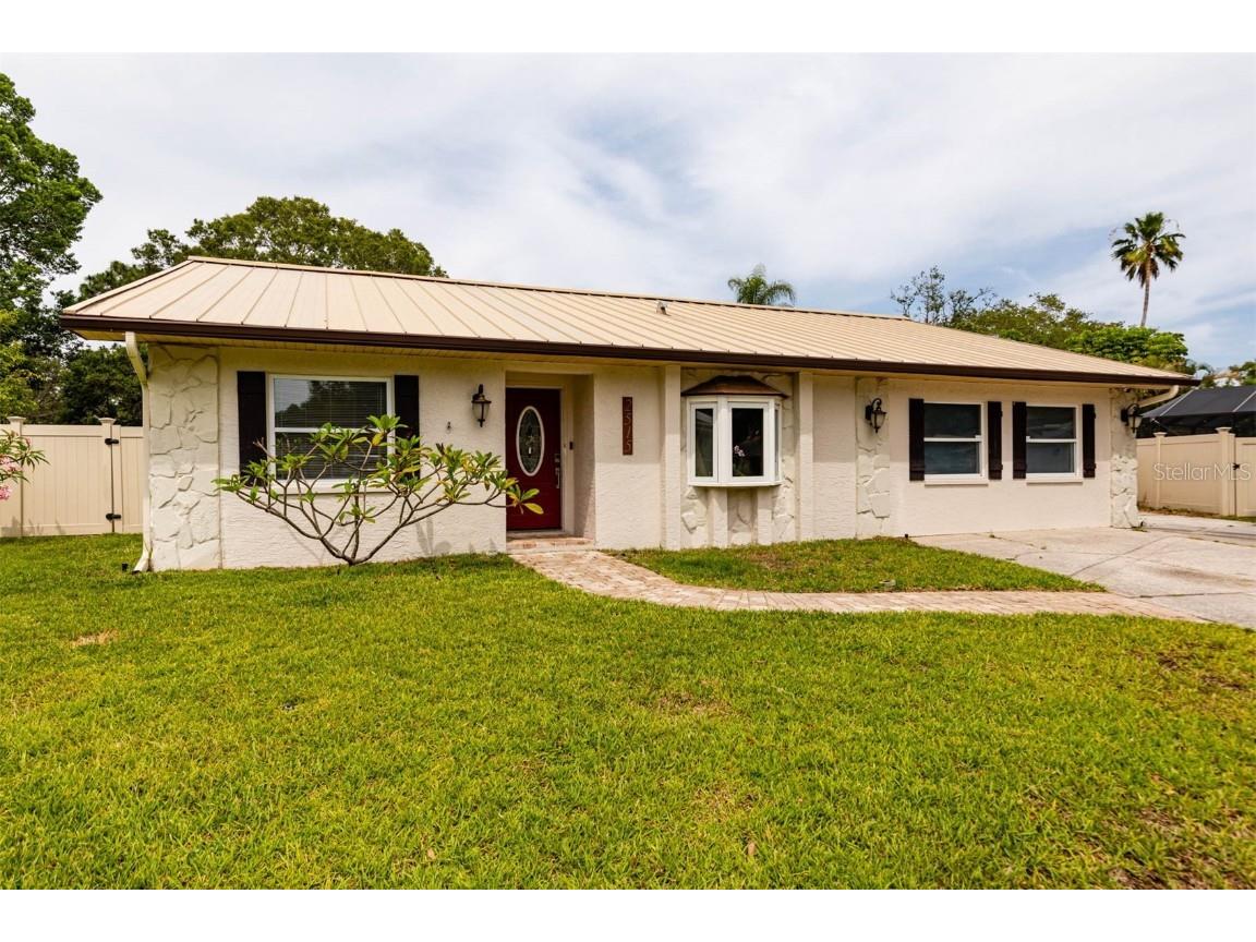 2515 Briarwood Court Clearwater FL 33761 U8198933 image1