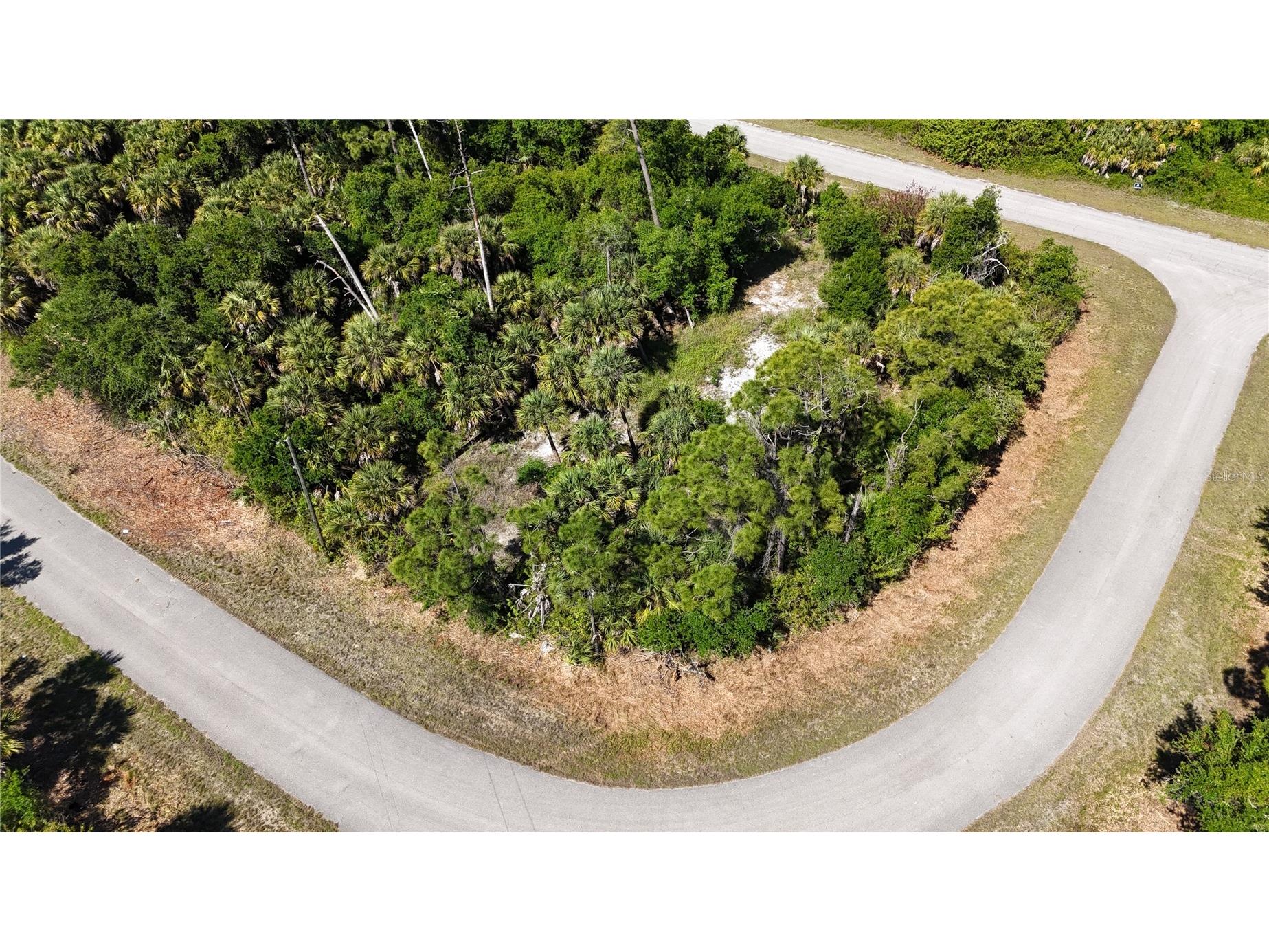 2515 Colony Circle North Port FL 34288 N6143928 image4