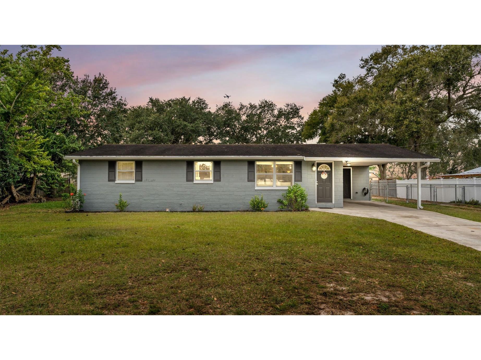 2515 Crystal Lake Acres Drive Lakeland FL 33801 L4957978 image1