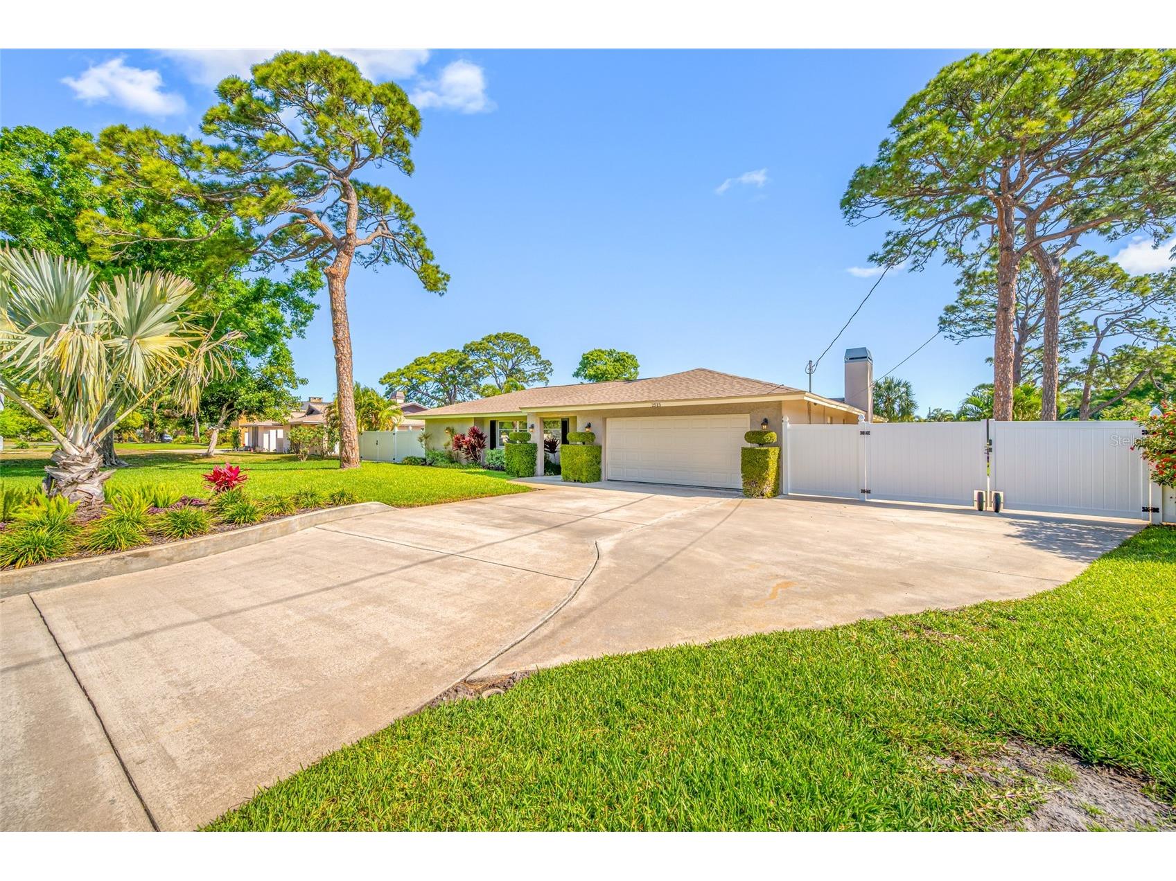 2515 Desoto Way S Saint Petersburg FL 33712 TB8493447 image2