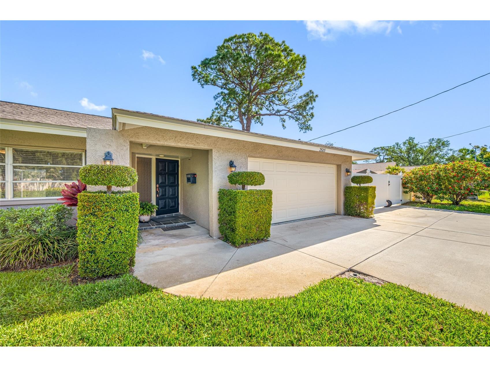 2515 Desoto Way S Saint Petersburg FL 33712 TB8493447 image6