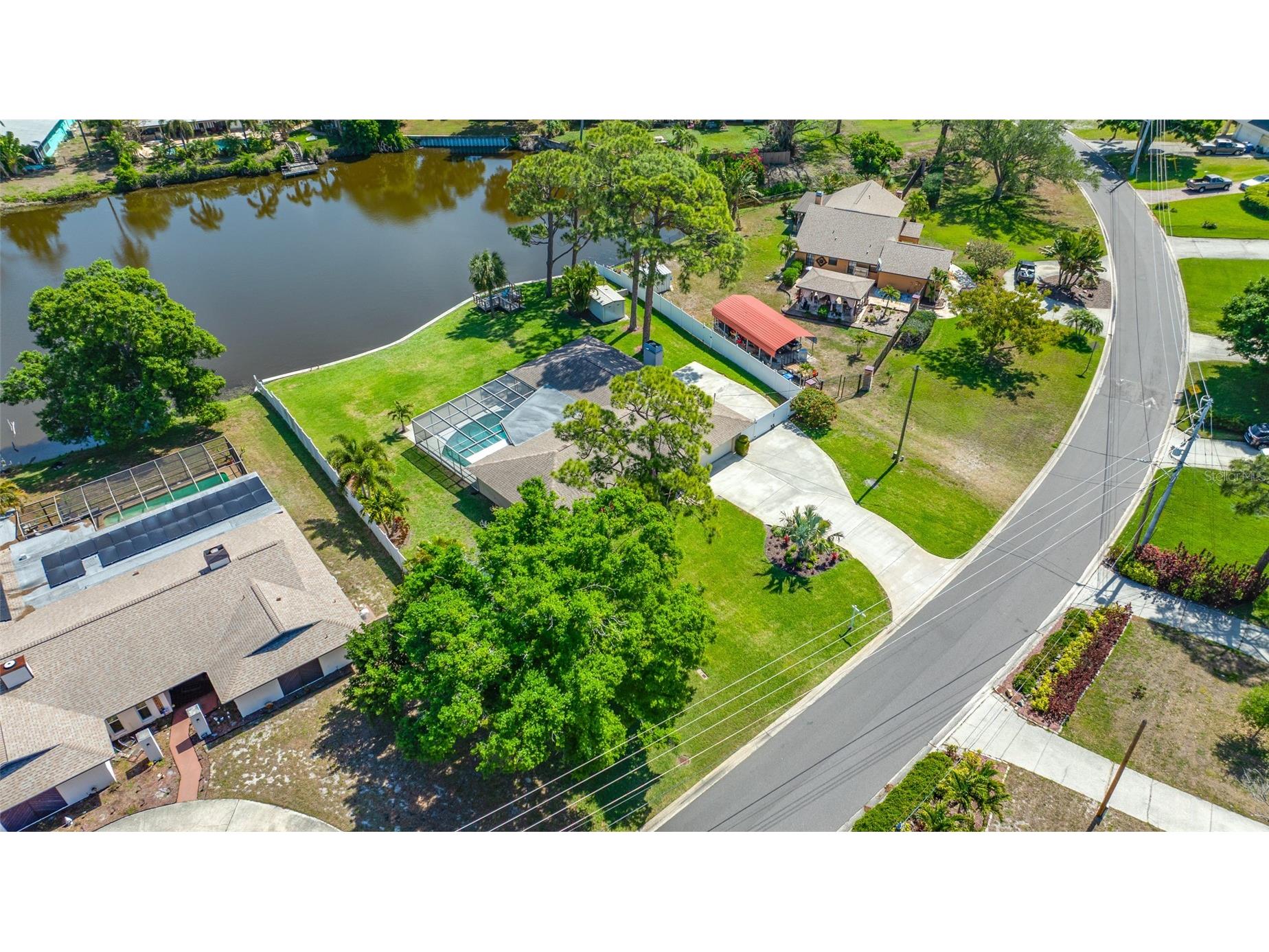 2515 Desoto Way S Saint Petersburg FL 33712 TB8493447 image60