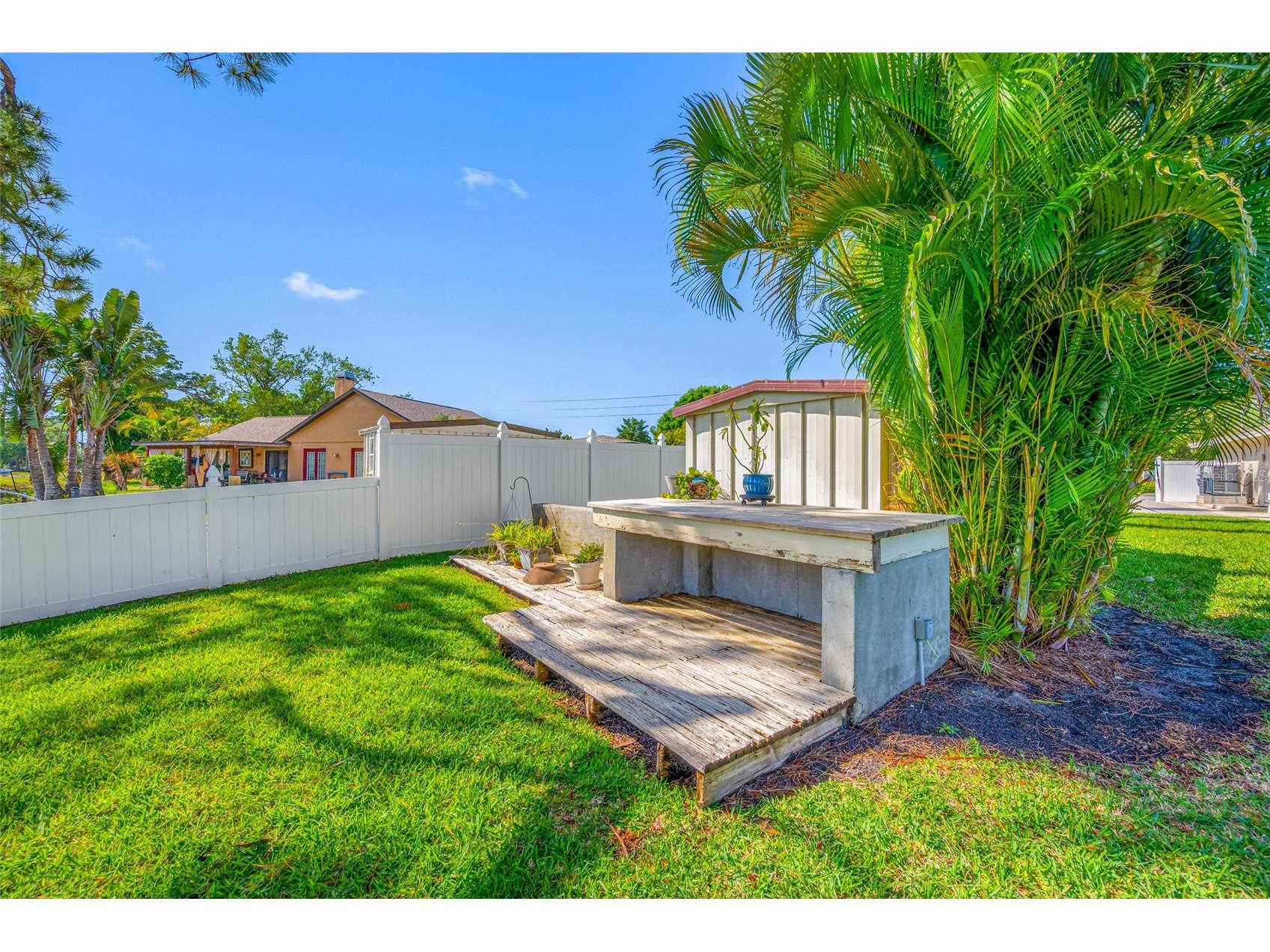 2515 Desoto Way S Saint Petersburg FL 33712 TB8493447 image69